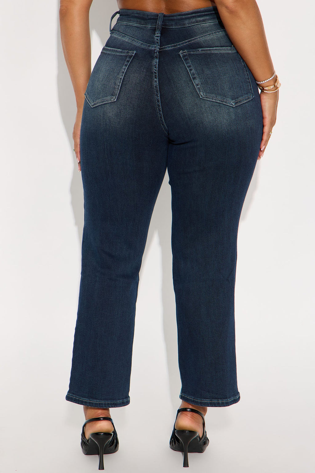 Lakota Straight Leg Jeans - Dark Wash