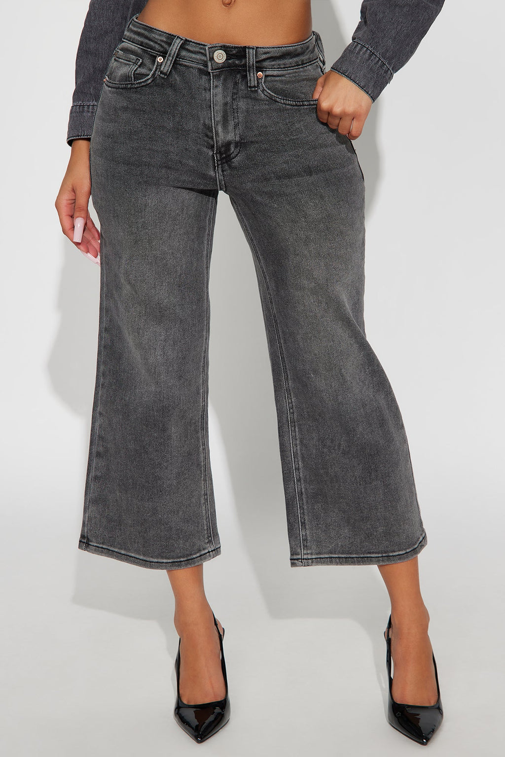 Mainstay Cropped Wide Leg Jeans - Black Wash