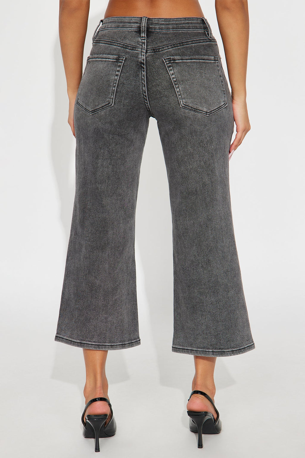 Mainstay Cropped Wide Leg Jeans - Black Wash