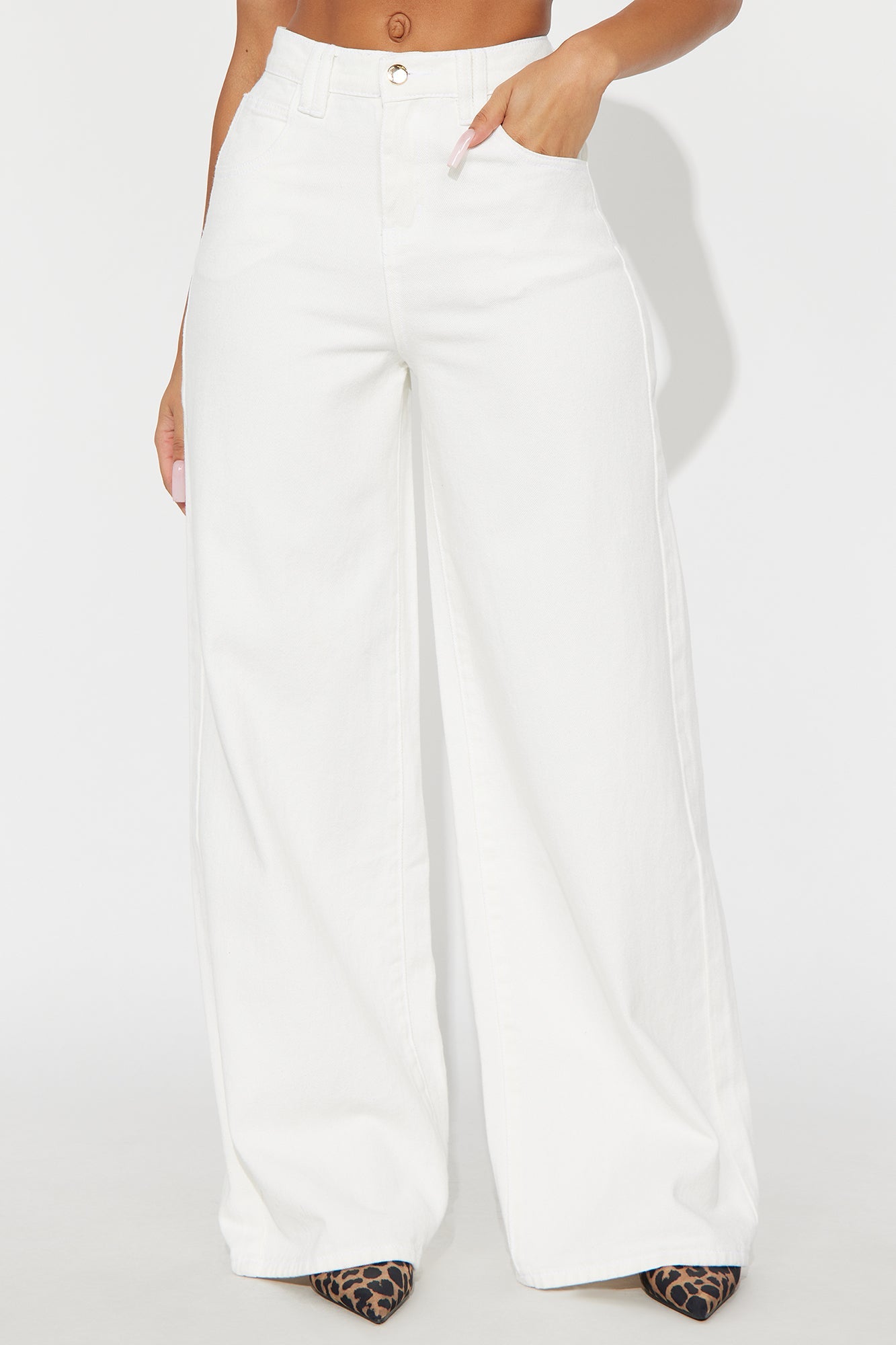 Très Jolie Wide Leg Jeans - White