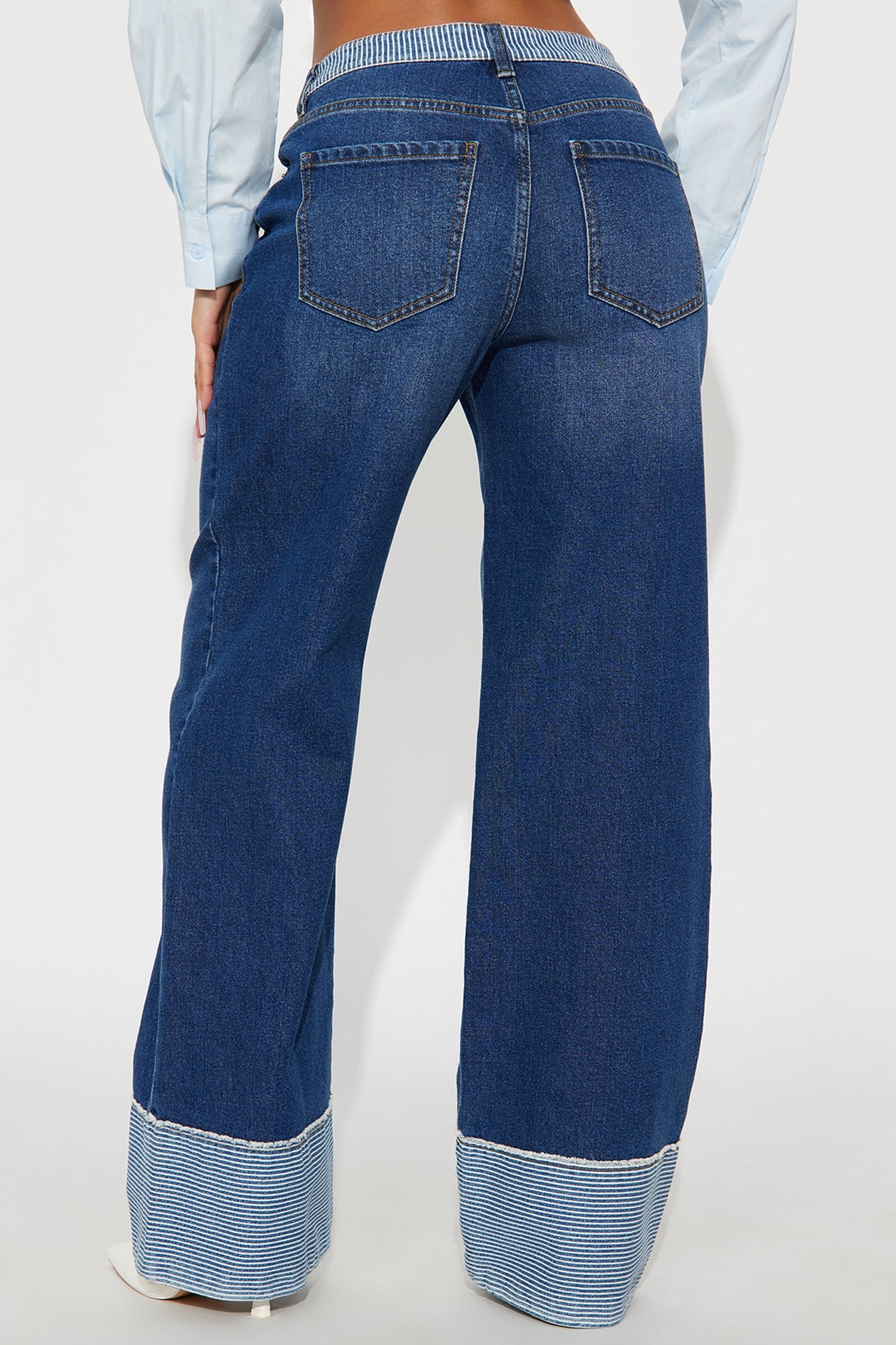 Social Hour Cuffed Wide Leg Jeans - Dark Wash