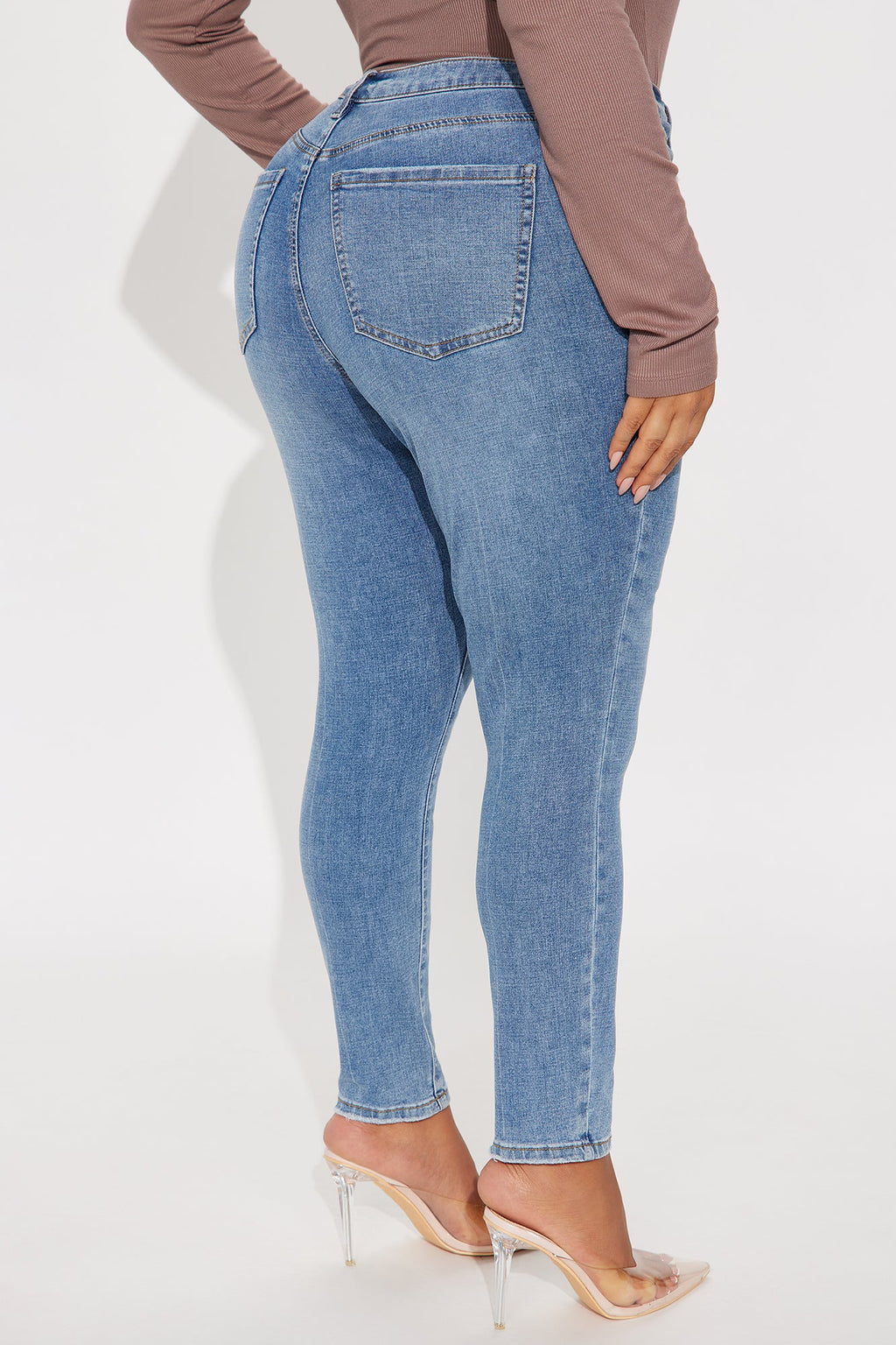 Taking Form Low Rise Skinny Jeans - Medium Wash