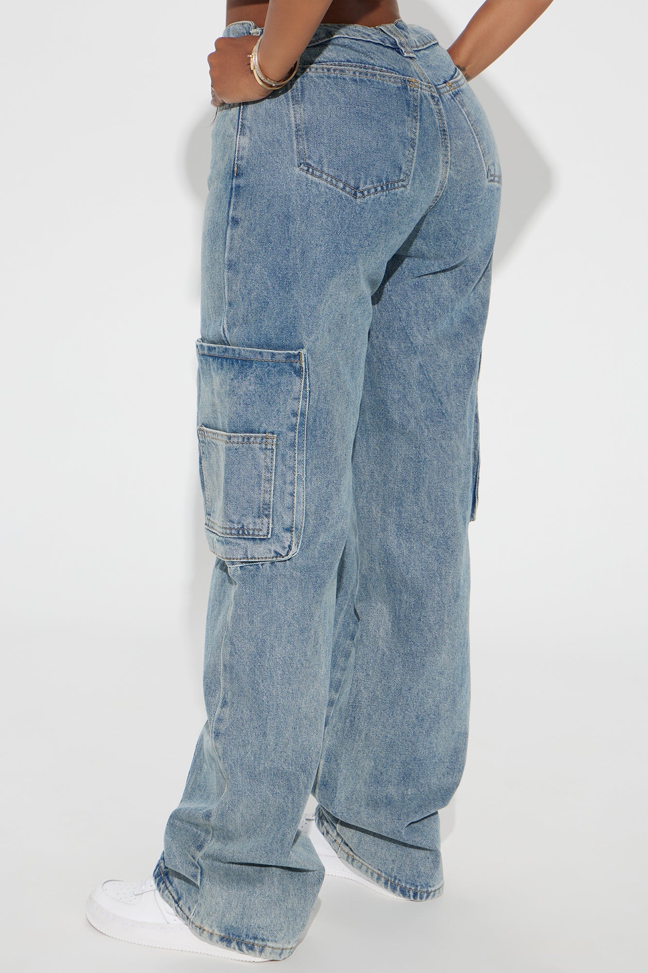 Always On The Move Cargo Straight Leg Jeans - Medium Wash