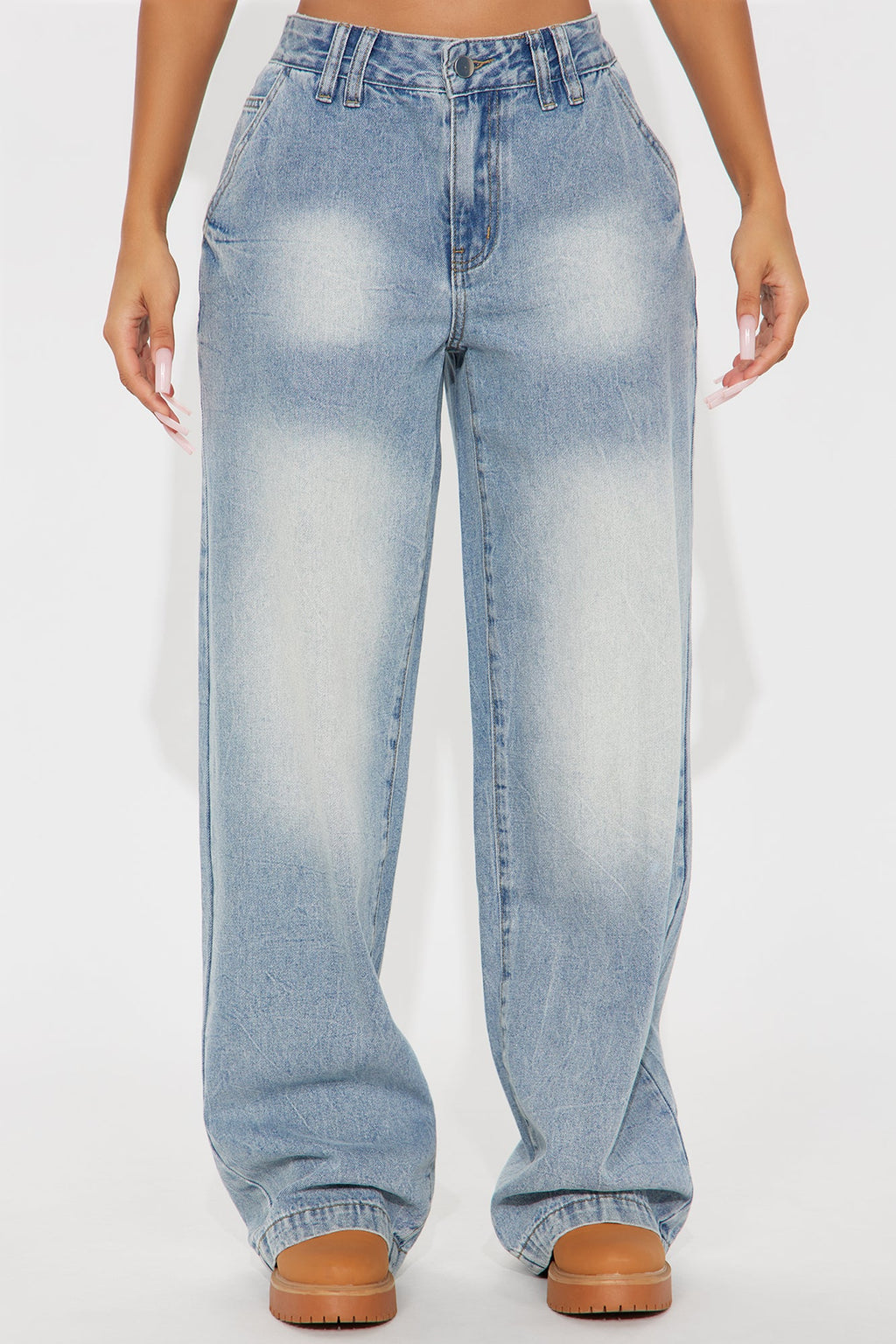 Out Of Here Wide Leg Jeans - Light Wash