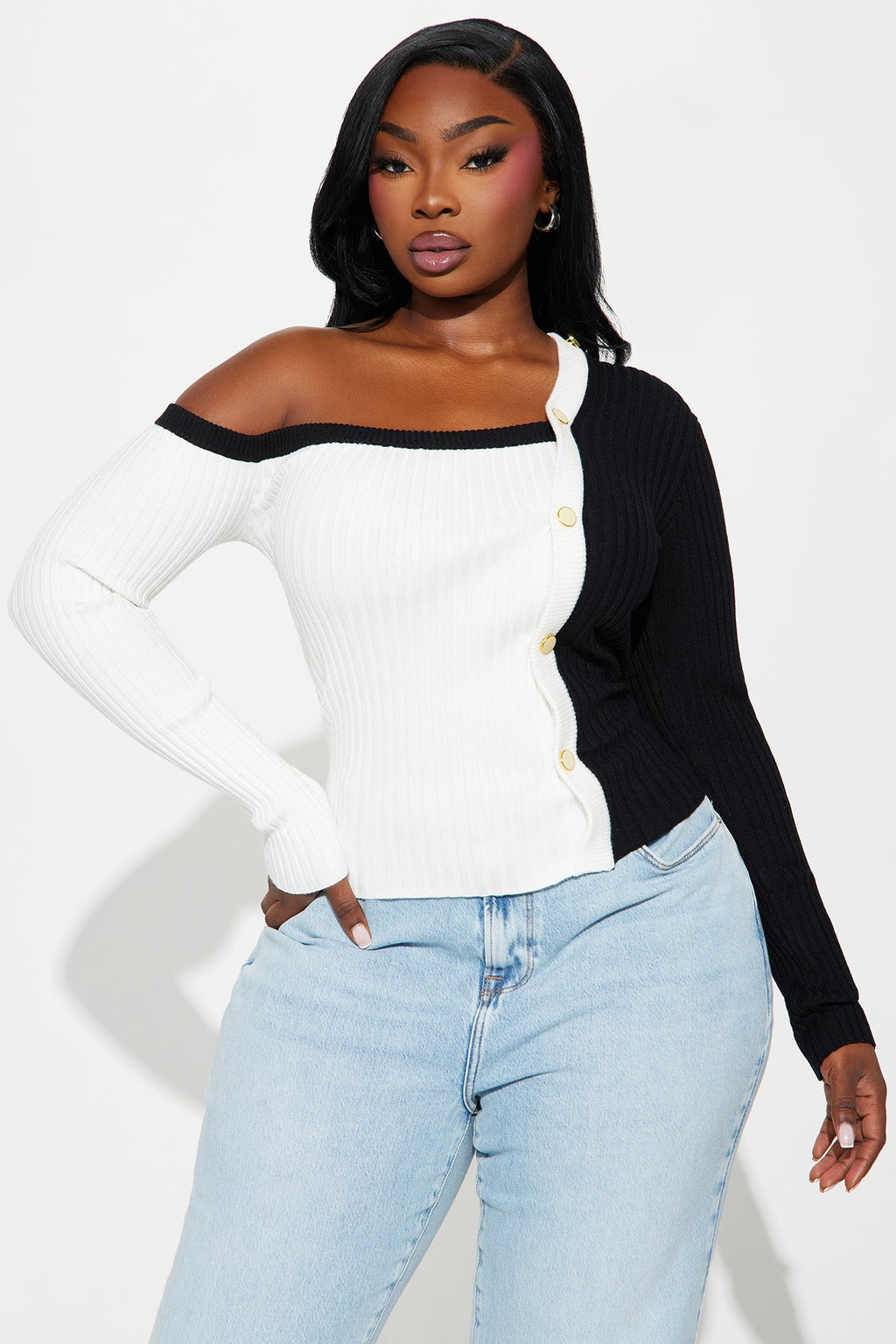 Time And A Place Color Block Sweater - Black/White