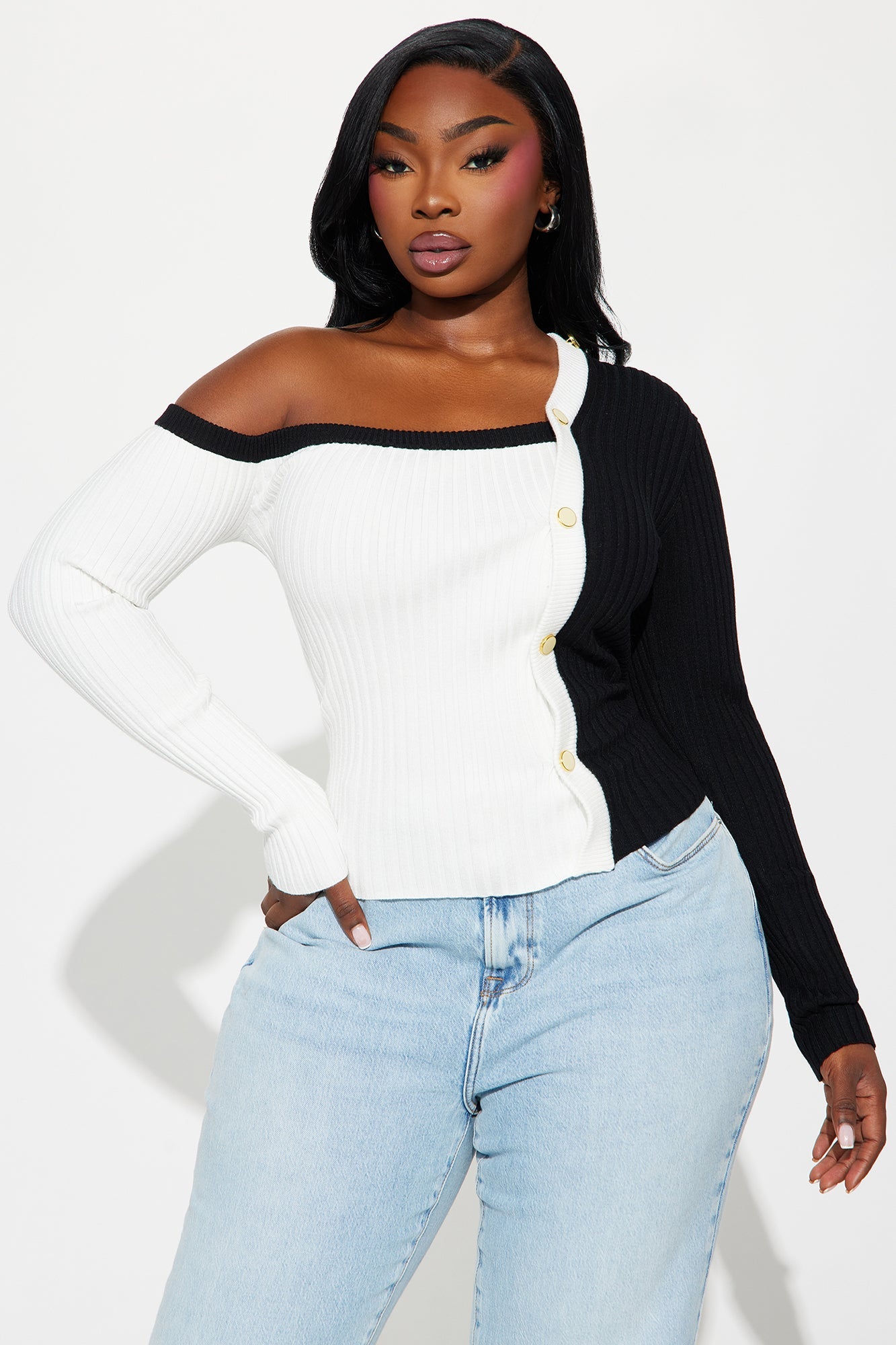 Time And A Place Color Block Sweater - Black/White