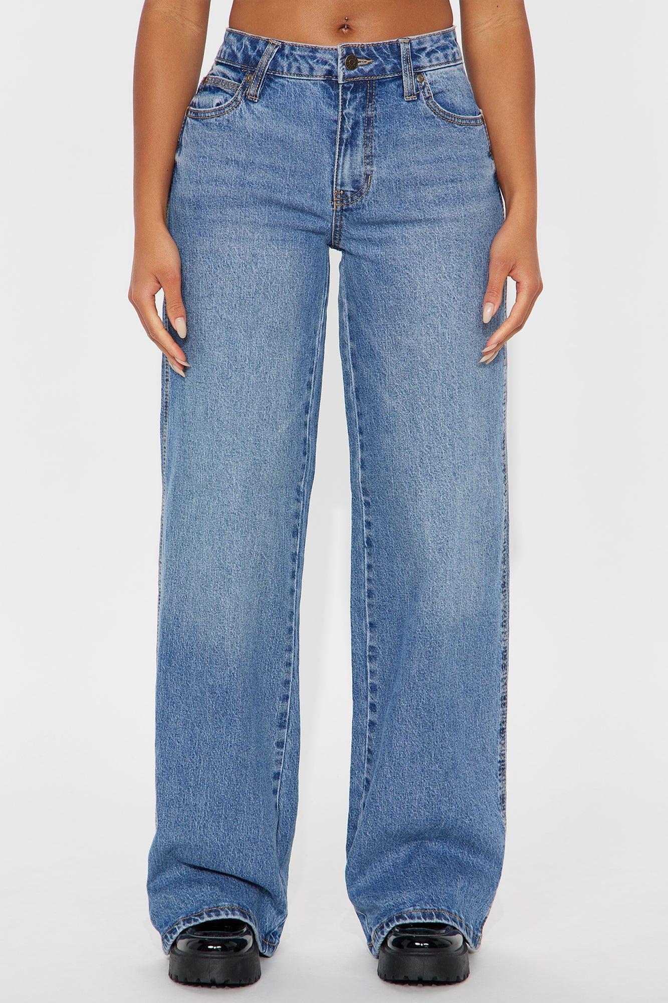 Everyday Slouchy Wide Leg Jeans - Medium Wash