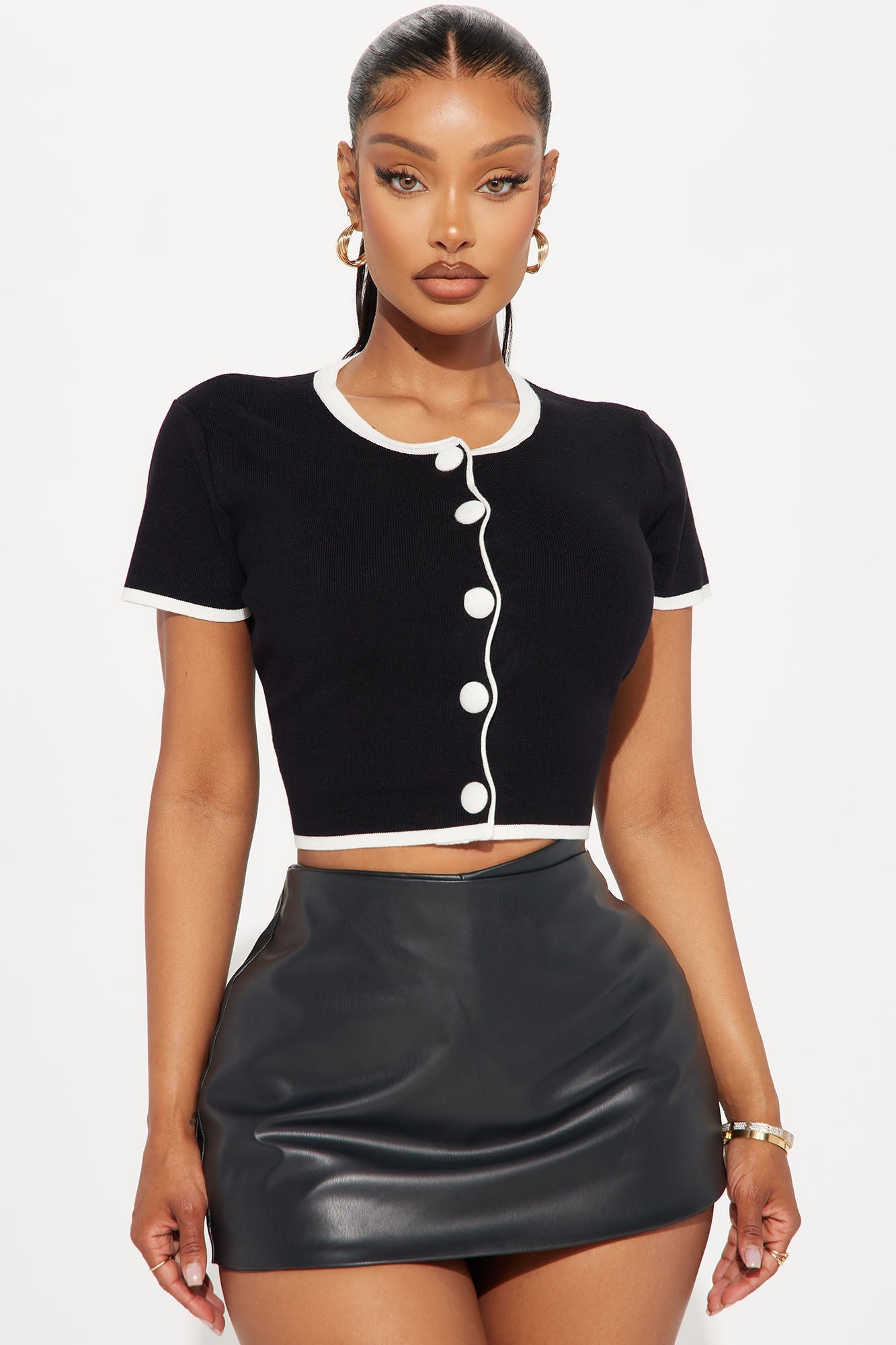 Audrey Cropped Cardigan Sweater Top - Black/White