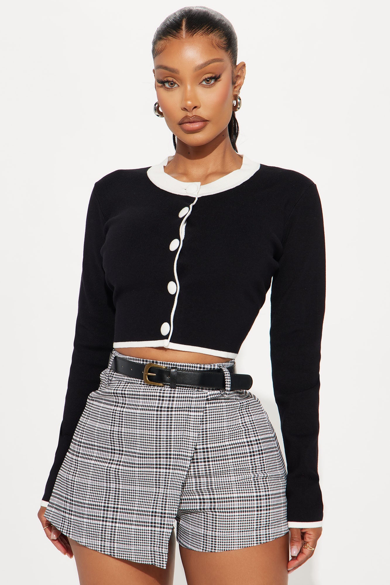 Brunch Plans Cropped Cardigan Sweater - Black/White