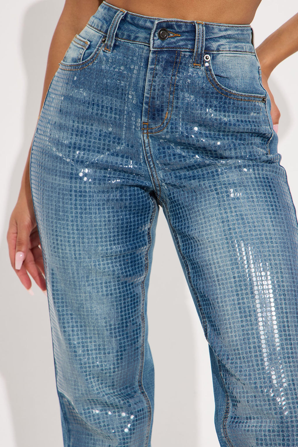 Clear Signs Split Hem Straight Leg Jeans - Medium Wash