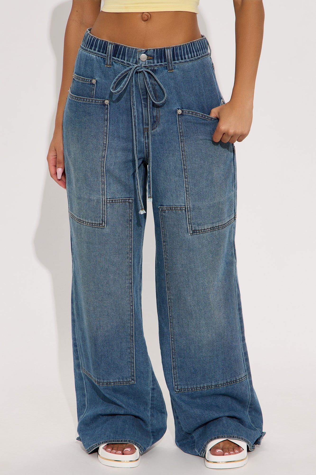 Going Everywhere Wide Leg Jeans - Medium Wash