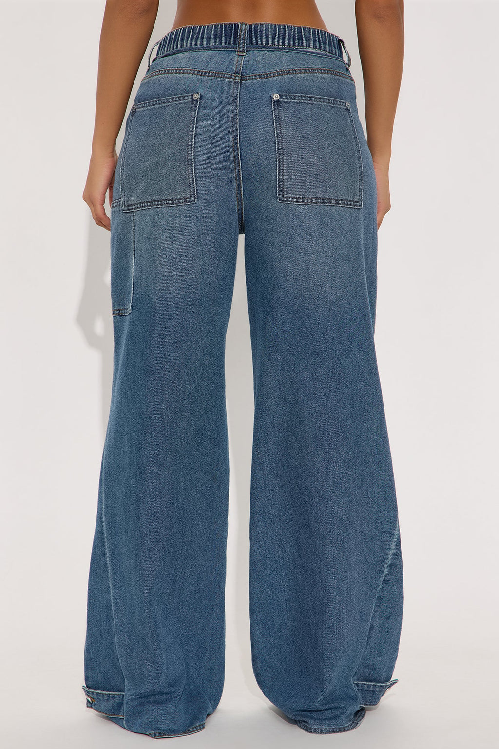 Going Everywhere Wide Leg Jeans - Medium Wash