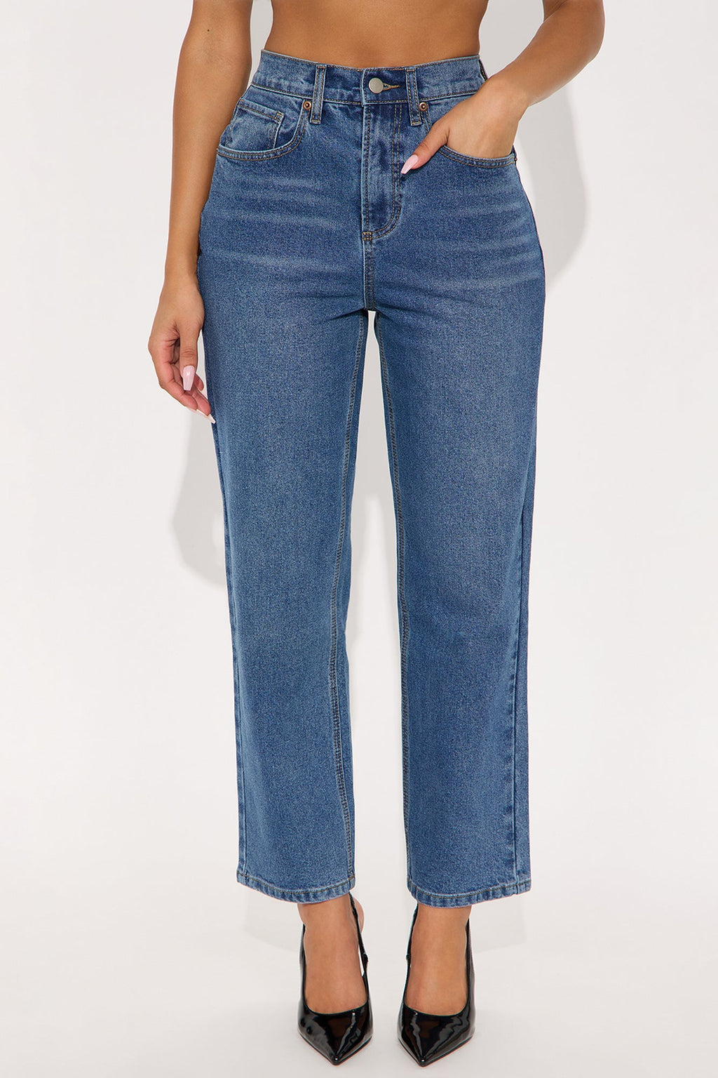 Jennifer 90's  Ankle Straight Leg Jeans - Medium Wash
