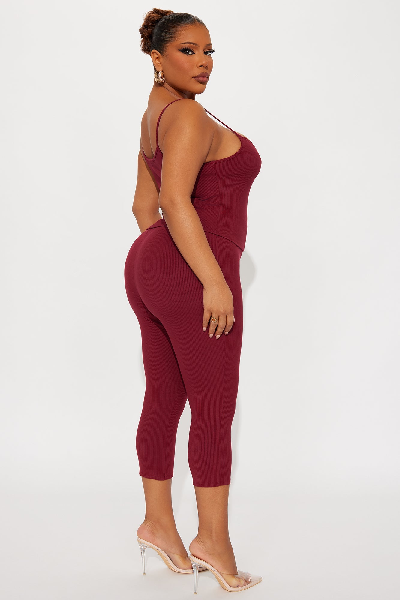 Stirling Snatched Capri Pant Set - Burgundy