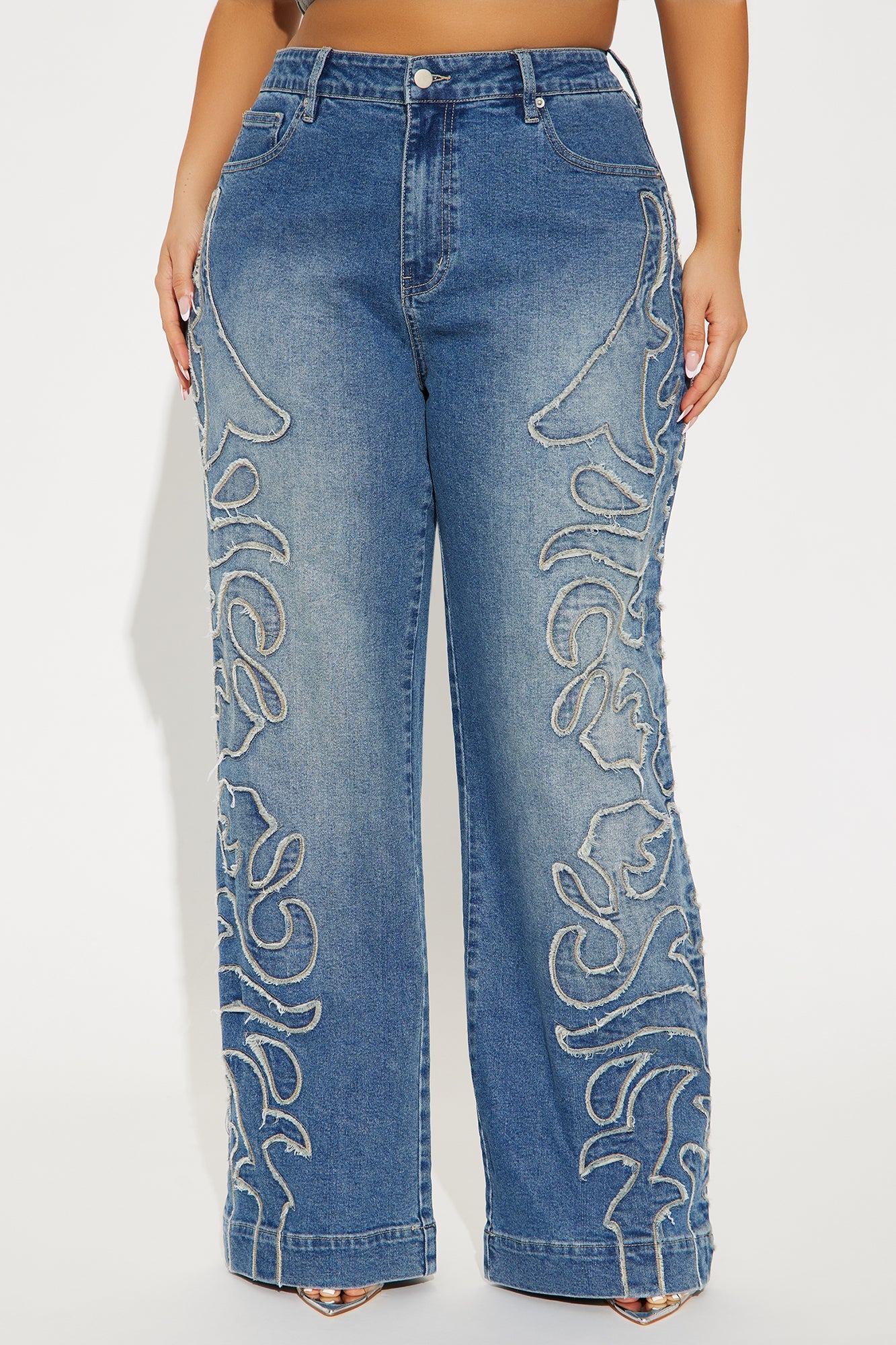 Della Stretch Straight Leg Jeans - Medium Wash