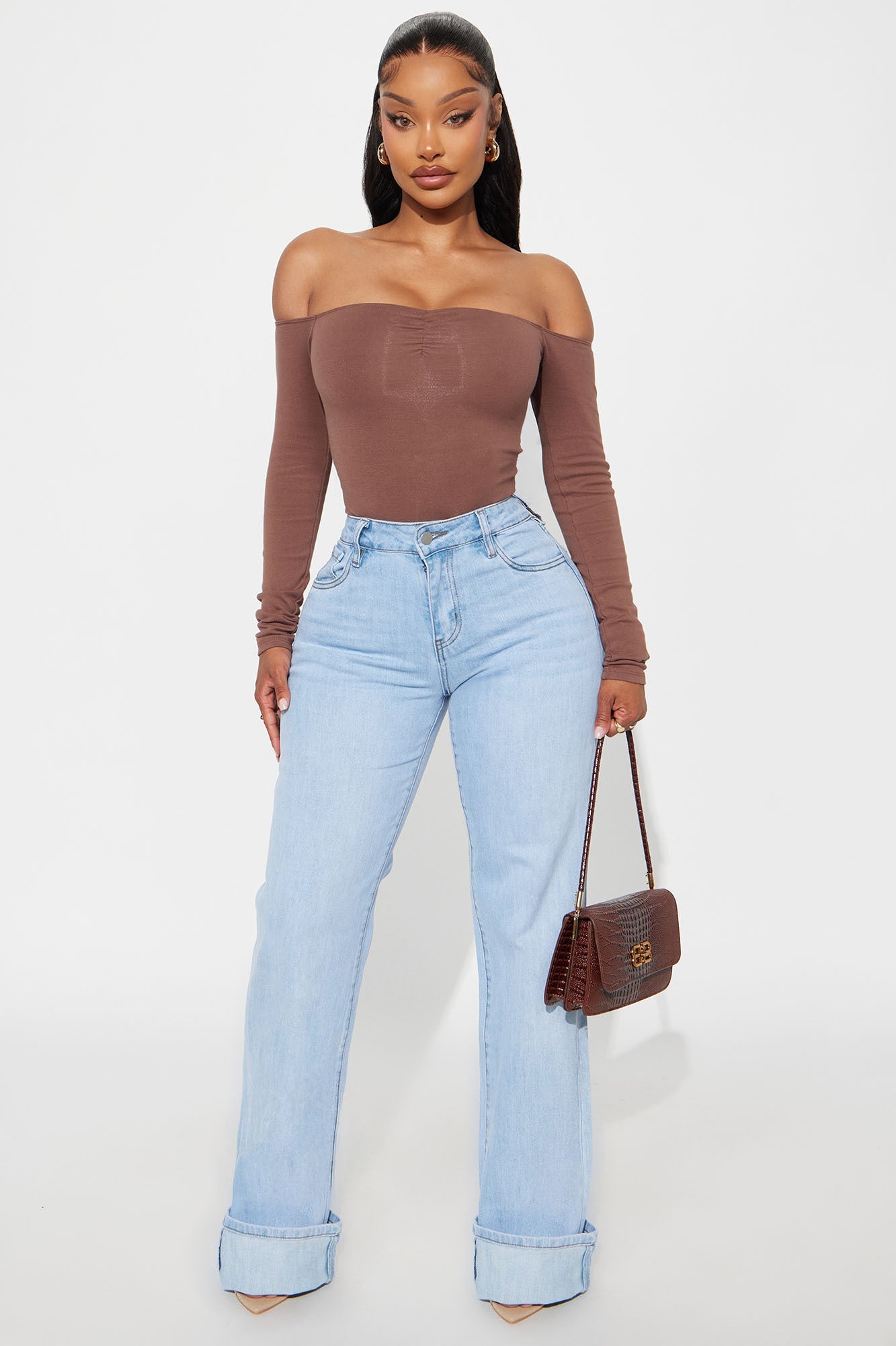 On My Radar Cuffed Straight Leg Jeans - Light Wash