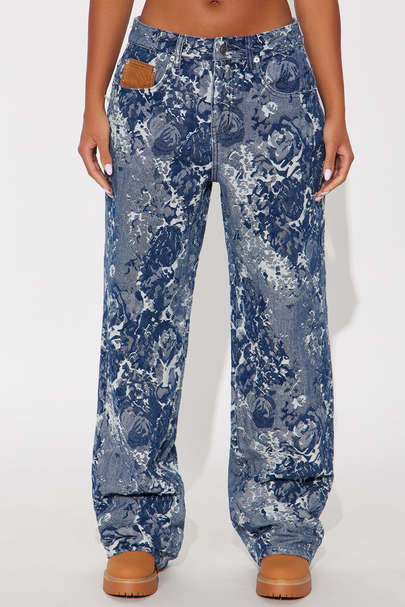 Asbury Straight Leg Jeans - Medium Wash