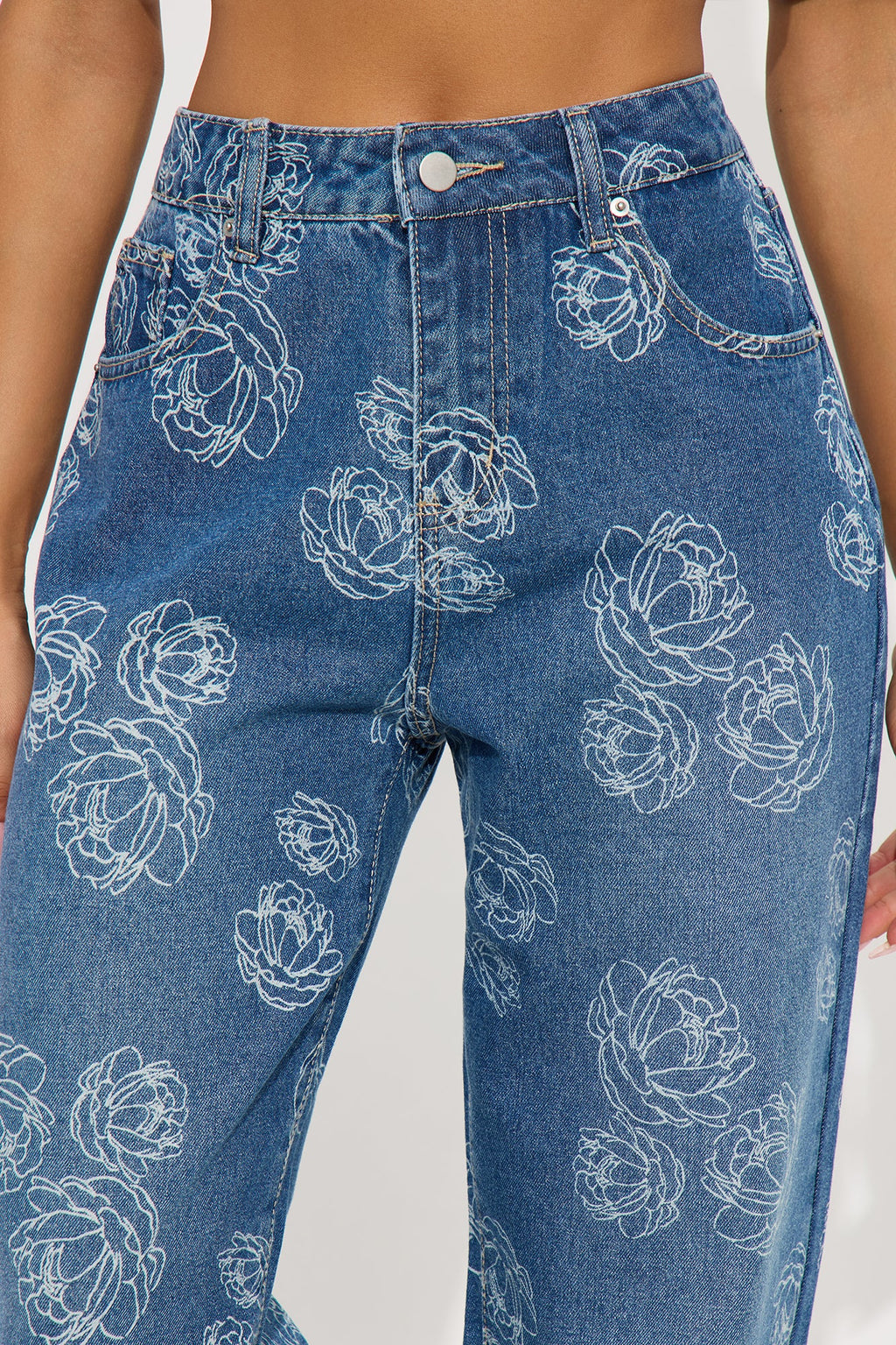 Secret Garden Straight Leg Jeans - Medium Wash