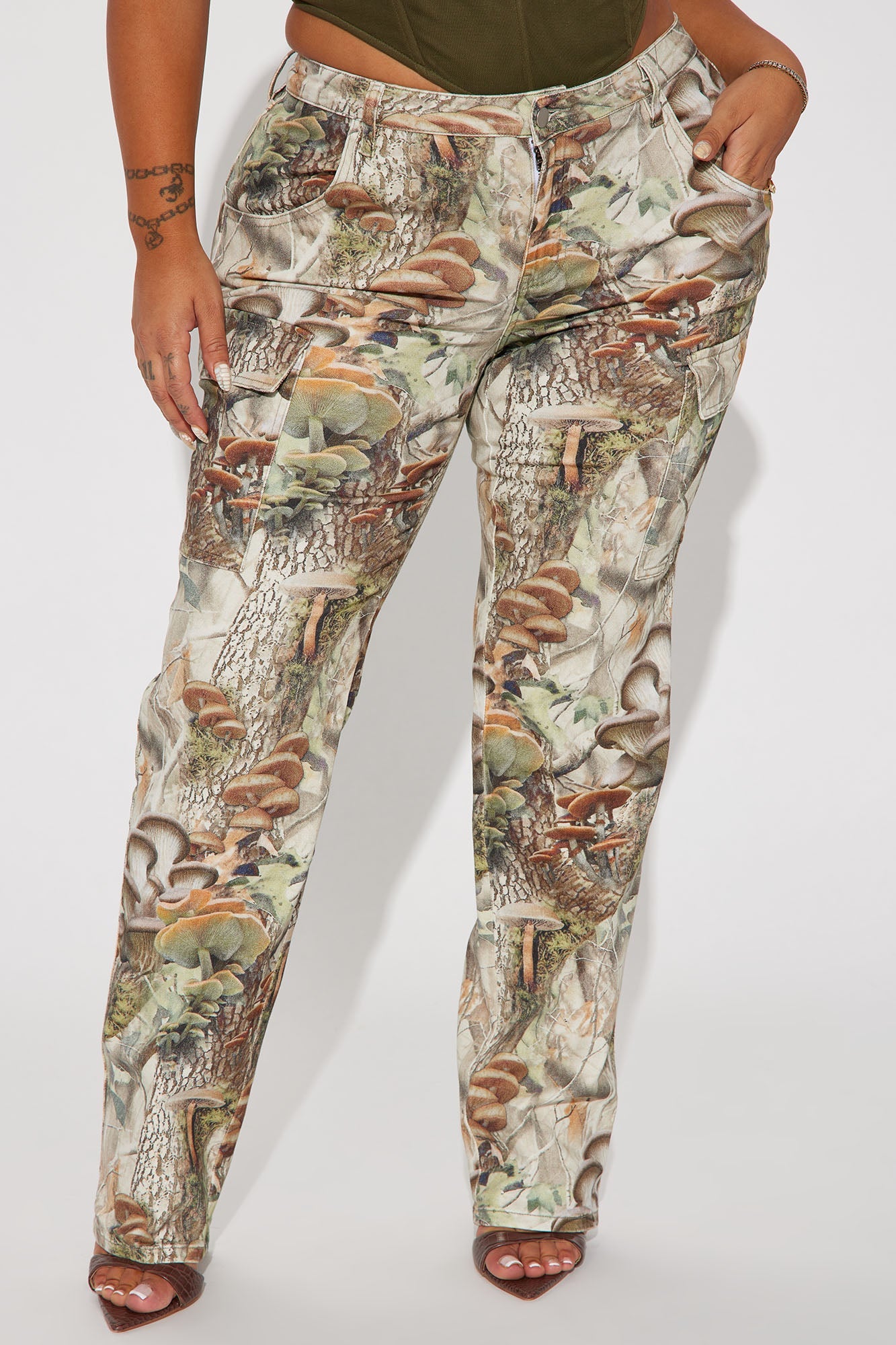 Weekend Trip Camo Stretch Cargo Jean - Taupe/combo