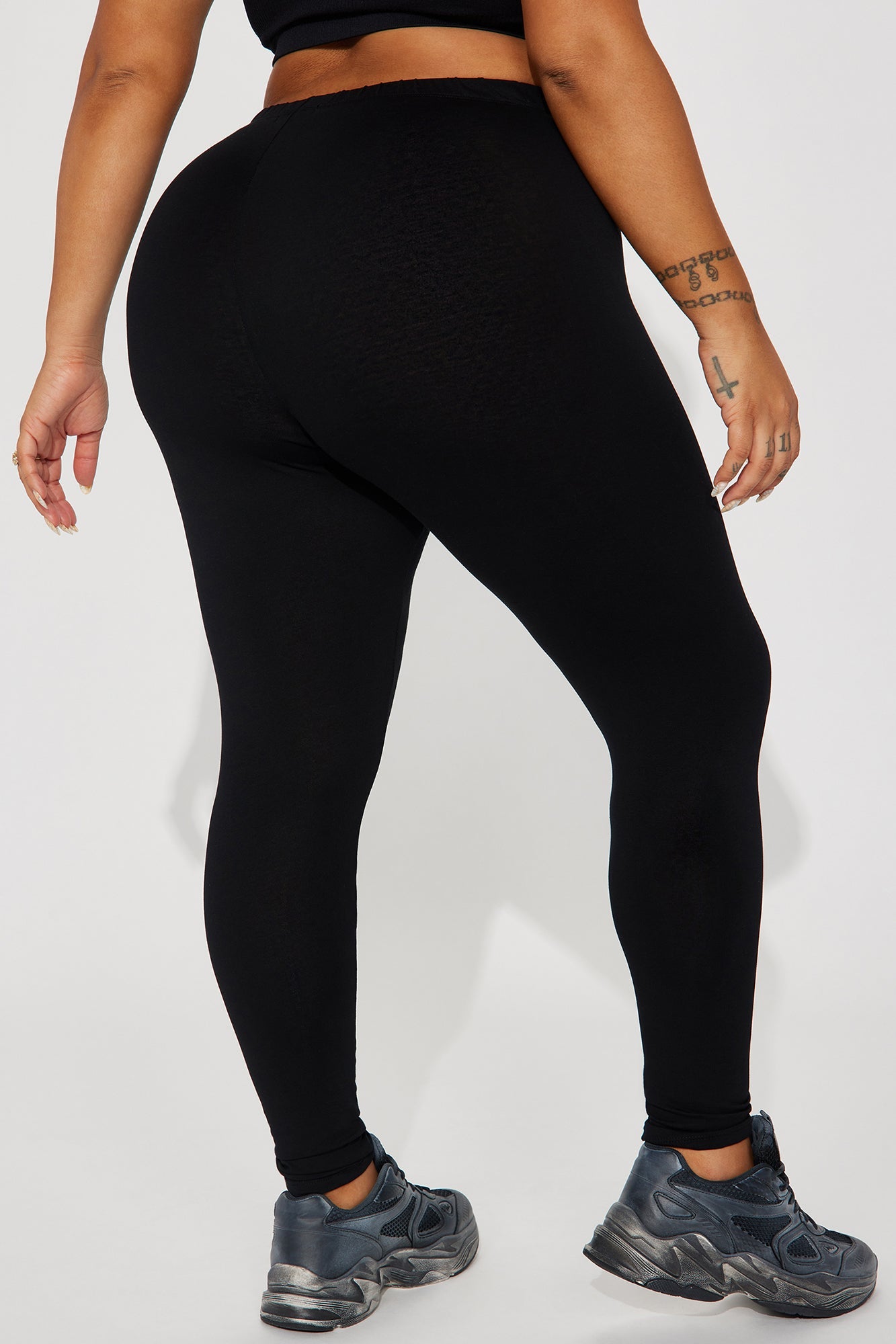 Lean On Me Leggings - Black