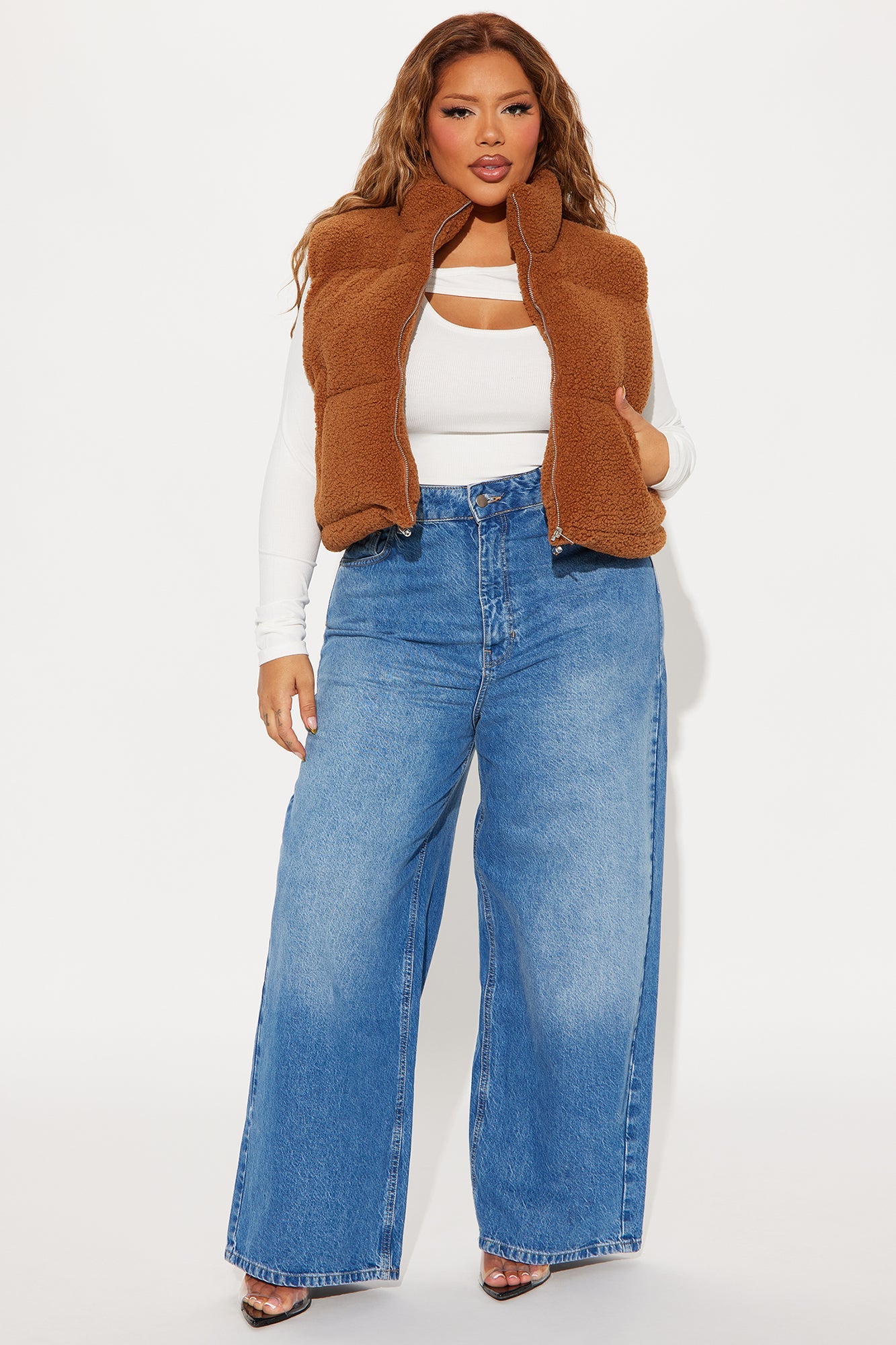 Conquering Mountains Sherpa Vest - Brown