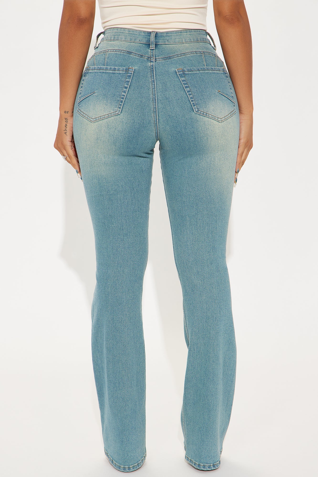 Mesa Booty Lifting Stretch Bootcut Jeans - Medium Blue Wash