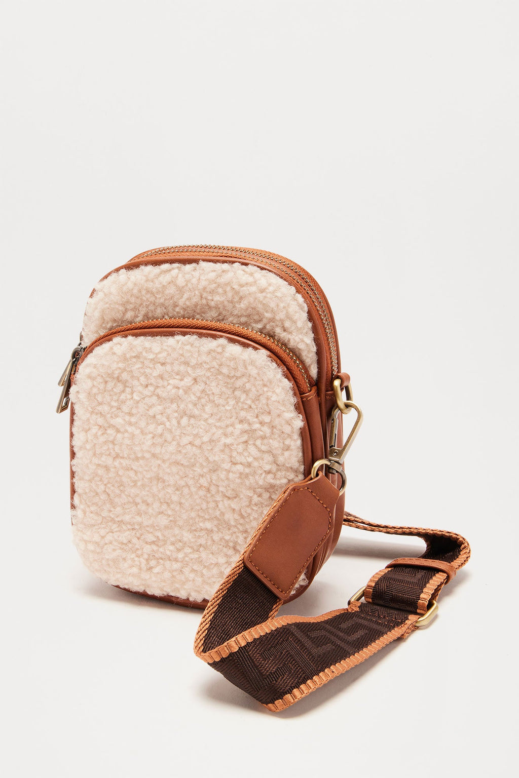 Open Trail Crossbody Bag - Brown