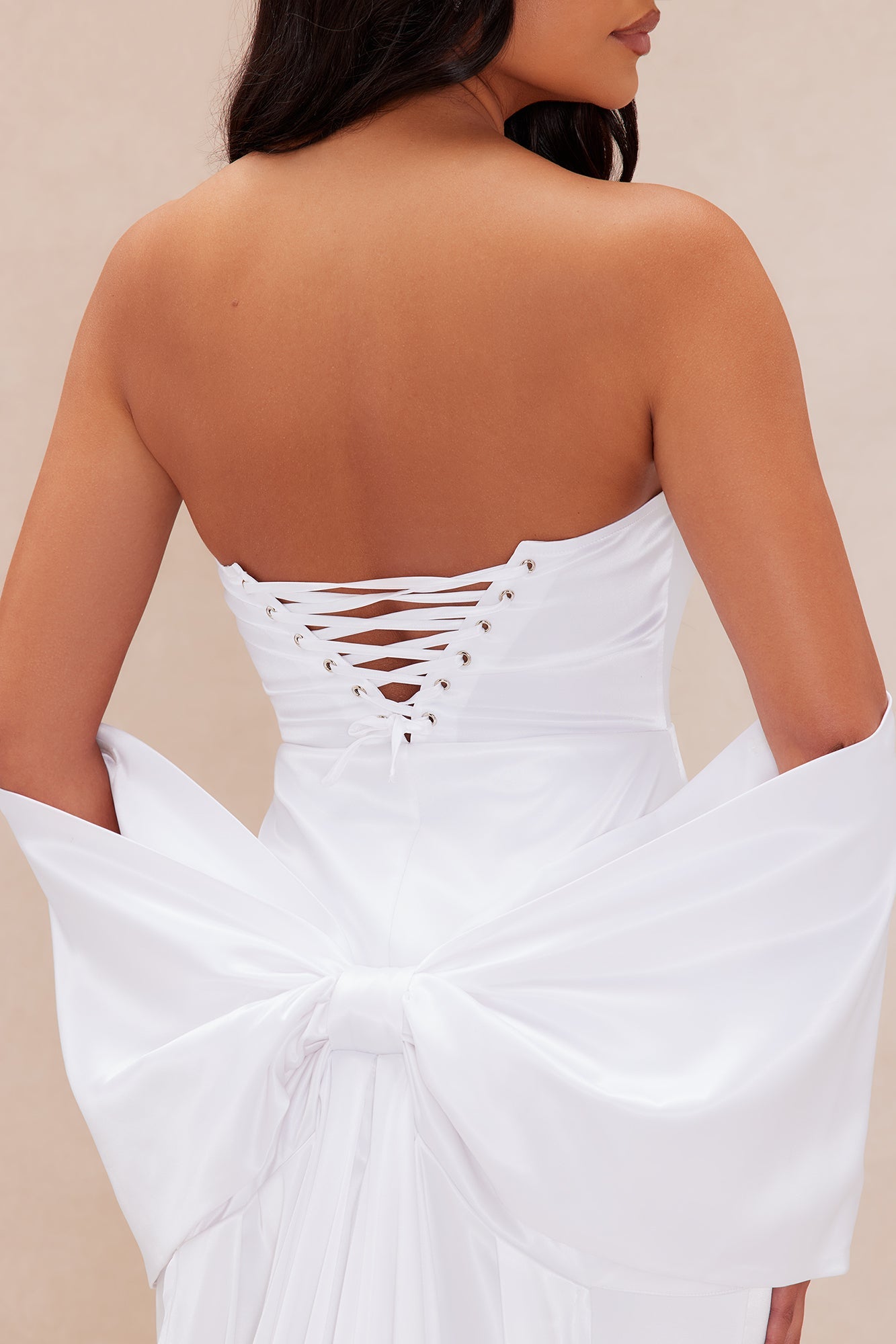 The Main Attraction Satin Gown Set - White