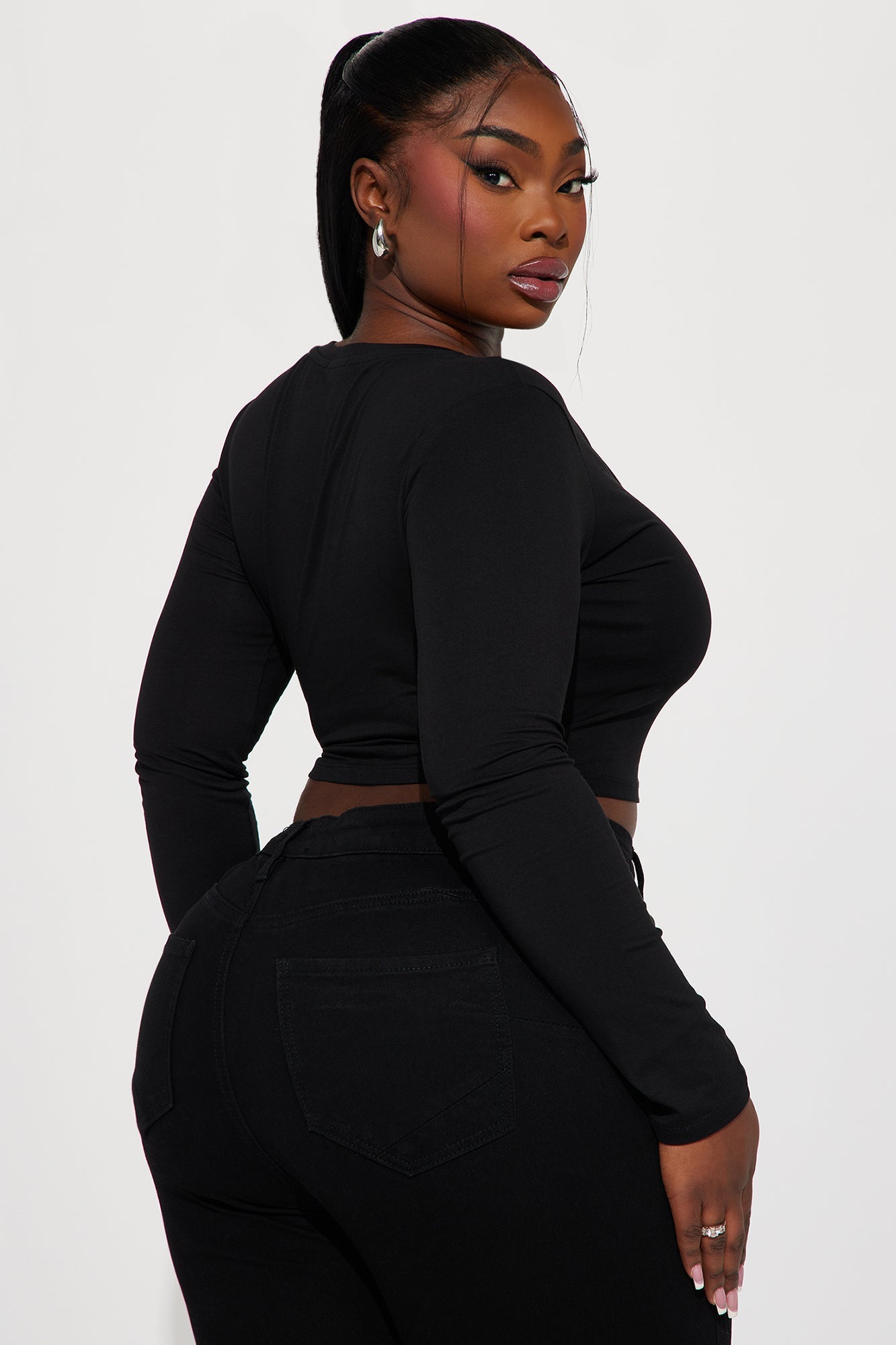 Carly V Neck Crop Long Sleeve Tee - Black