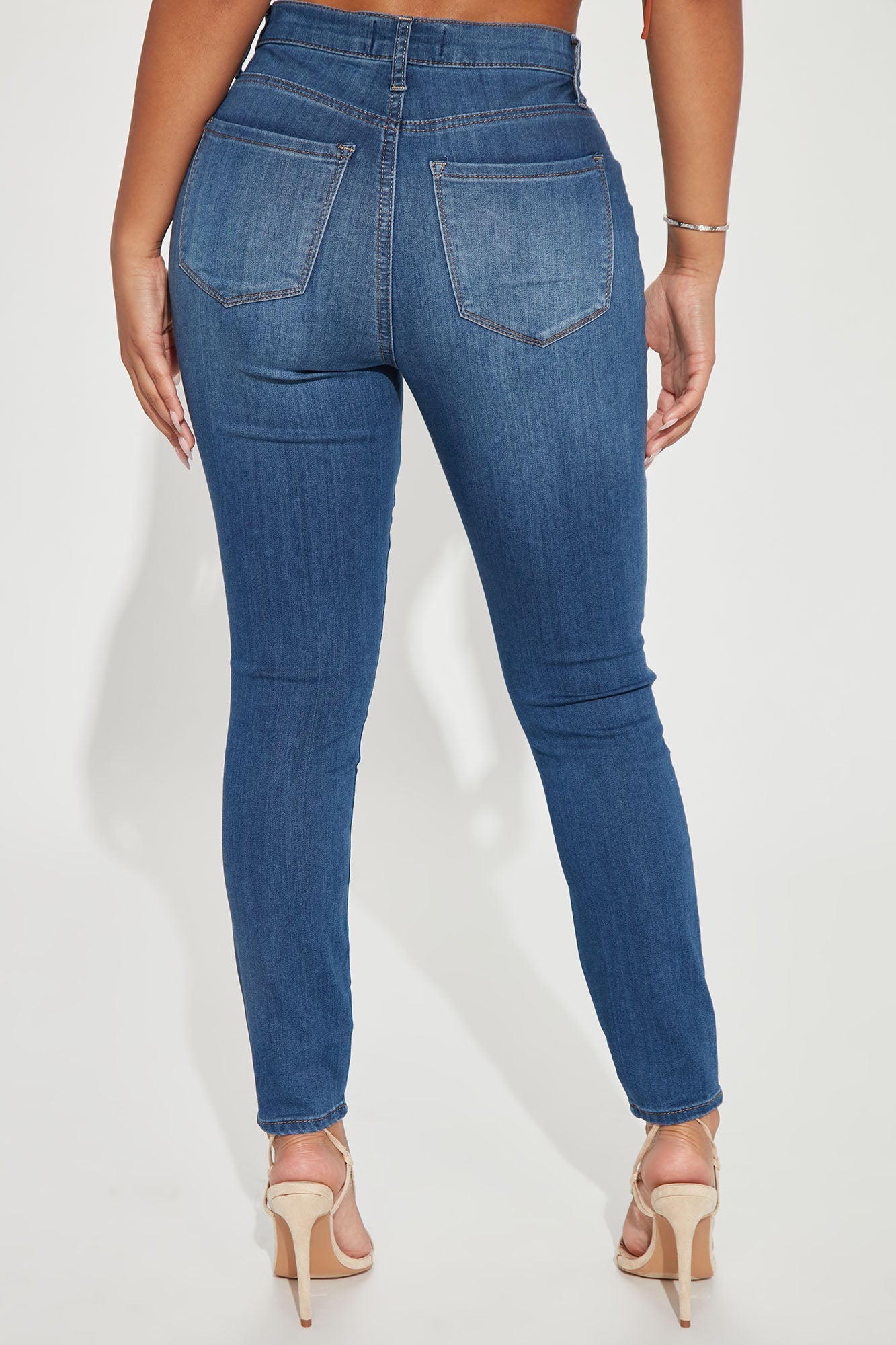 Petite Emma Super Stretch High Rise Skinny Jean - Medium Wash