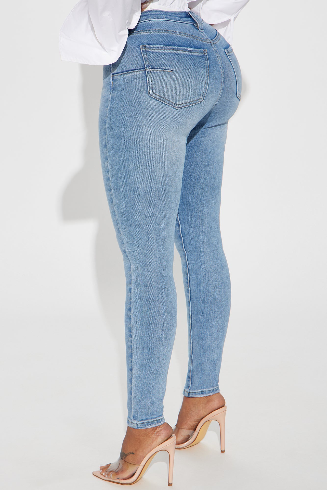 Just Right Sculpting Stretch Skinny Jeans - Medium Wash