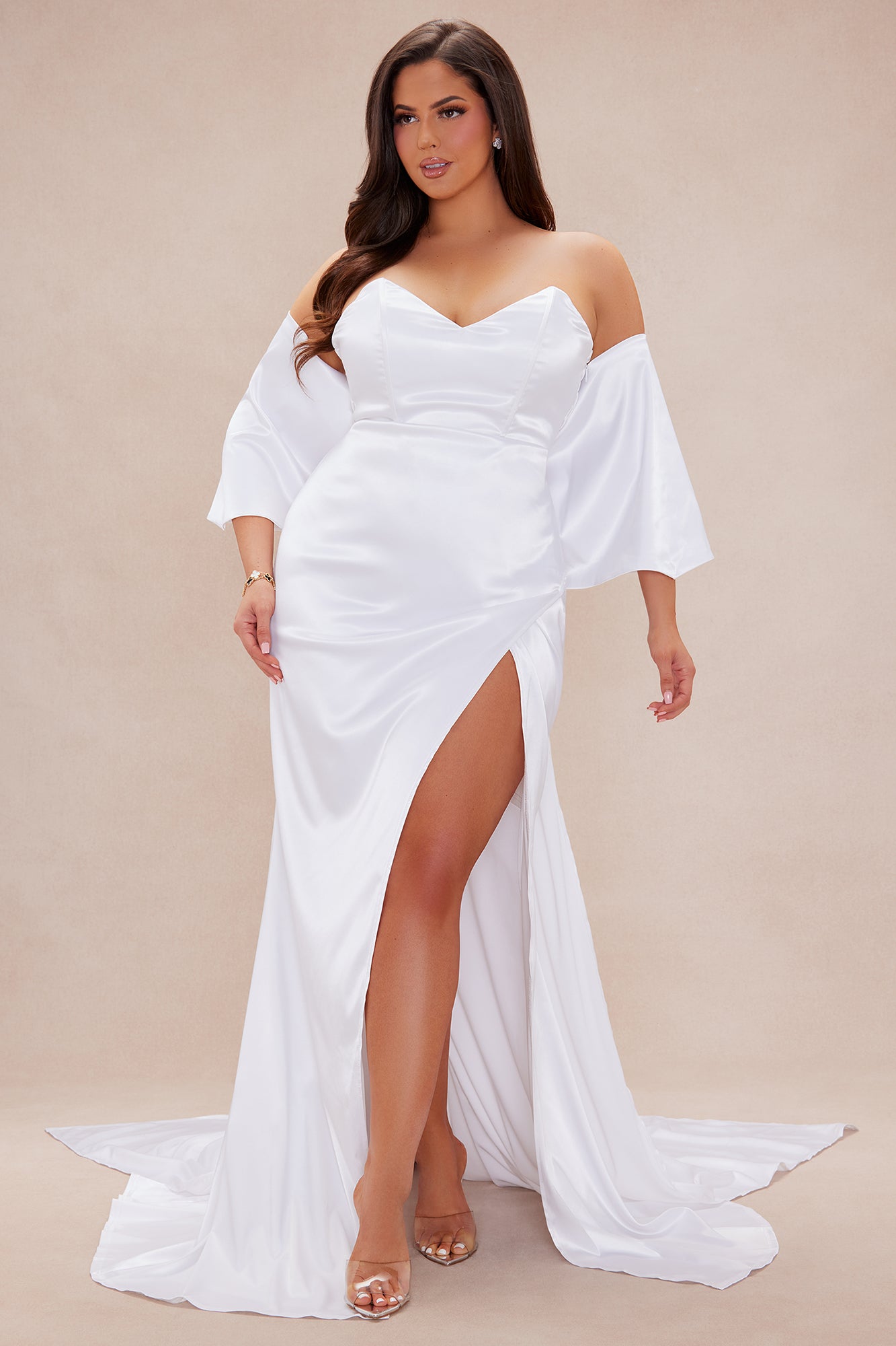 The Main Attraction Satin Gown Set - White