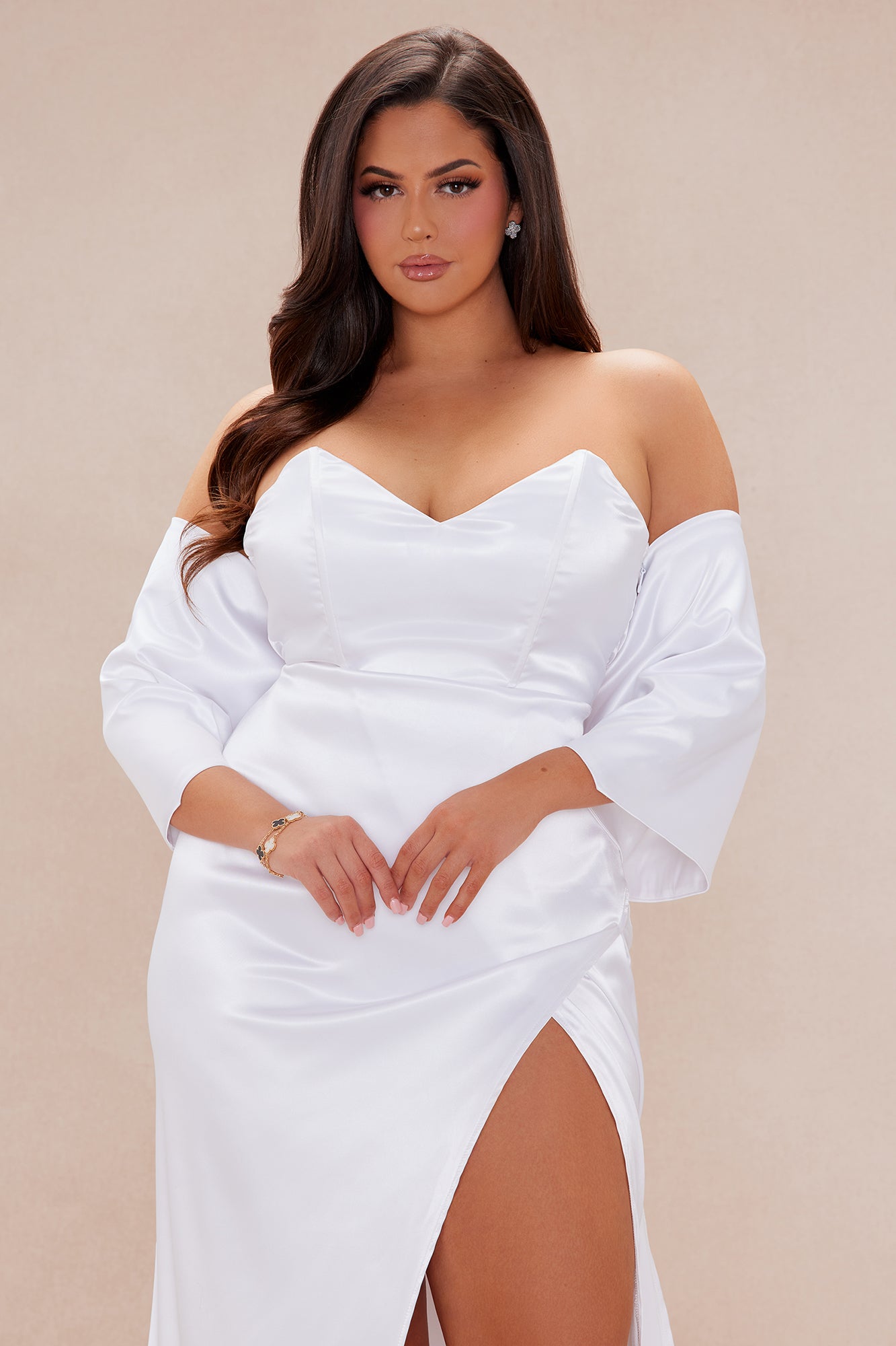 The Main Attraction Satin Gown Set - White