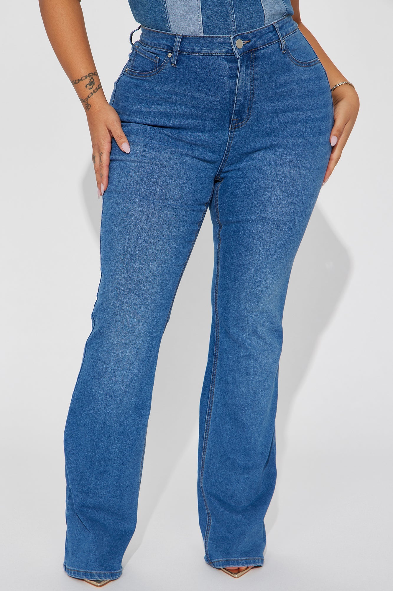 Tucson Booty Lifting Stretch Bootcut Jeans - Medium Wash
