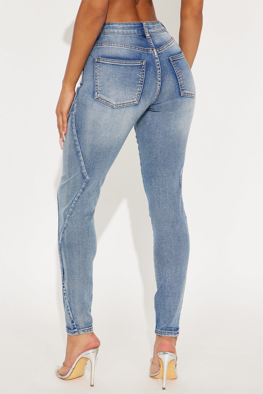 Miraloma Mid Rise Skinny Jeans - Medium Wash
