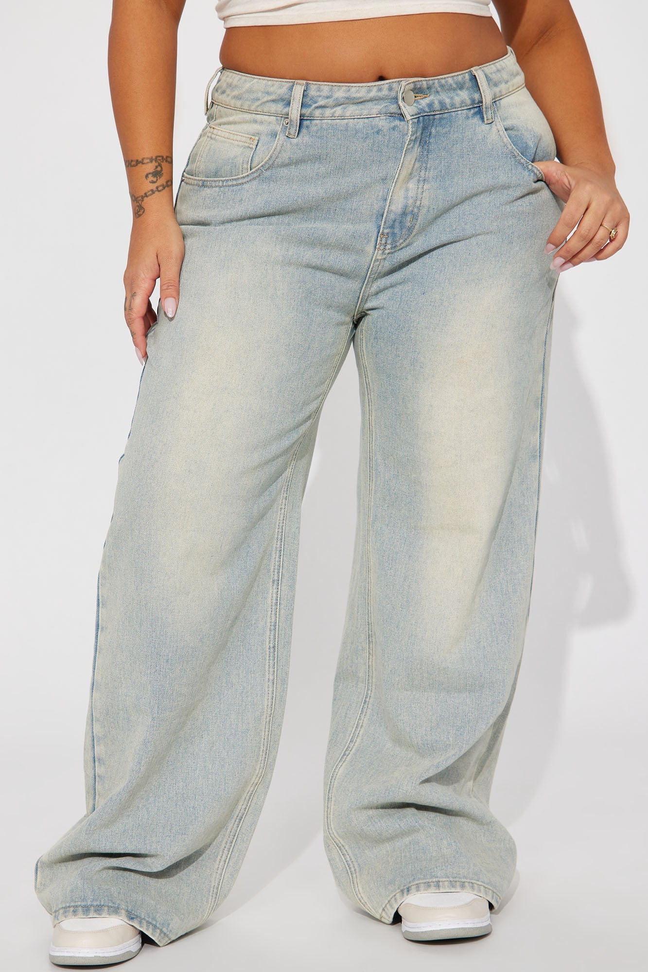 Peace Of Mind Tinted Baggy Jeans - Light Wash