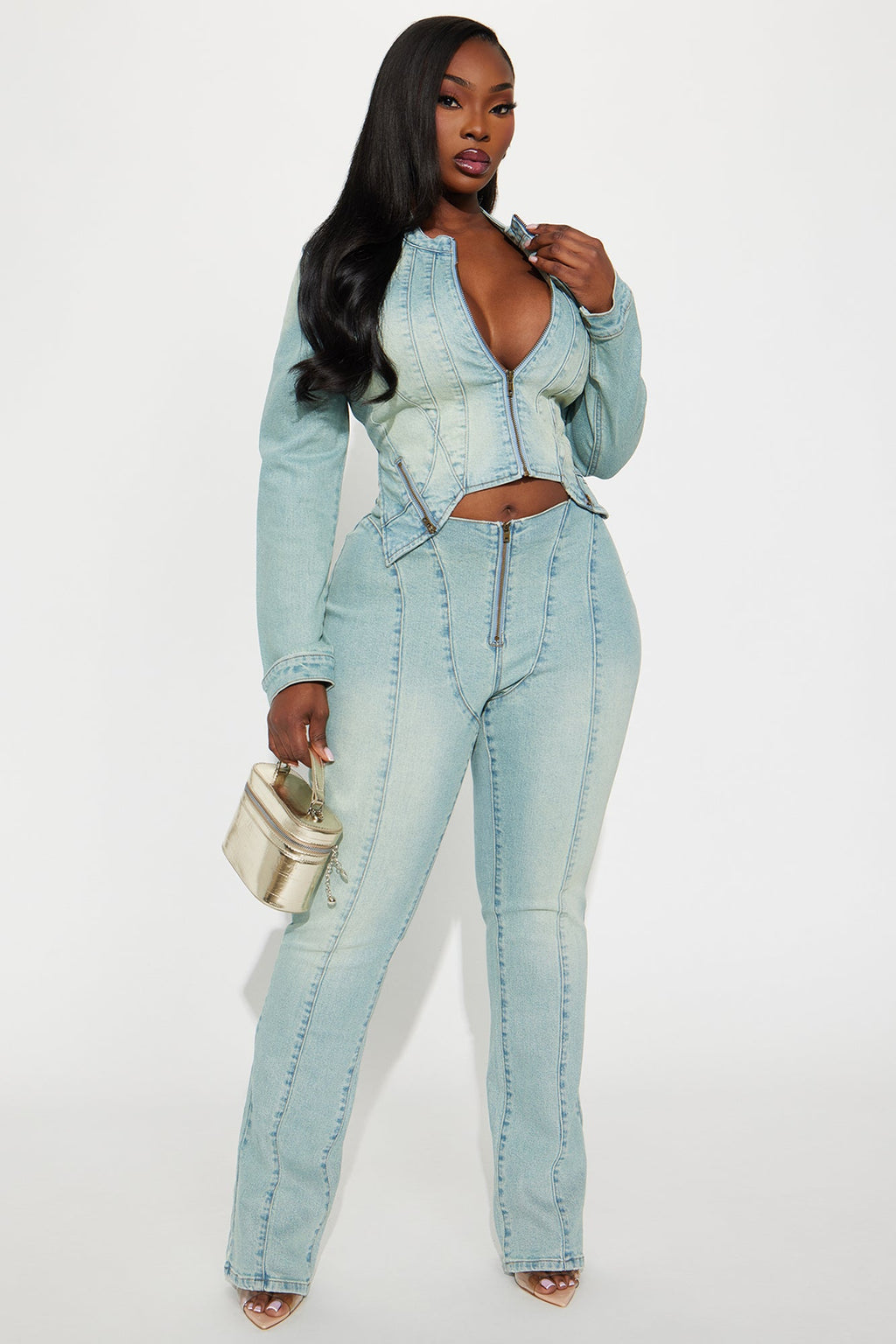 She's A Stunner Denim Jacket - Vintage Wash