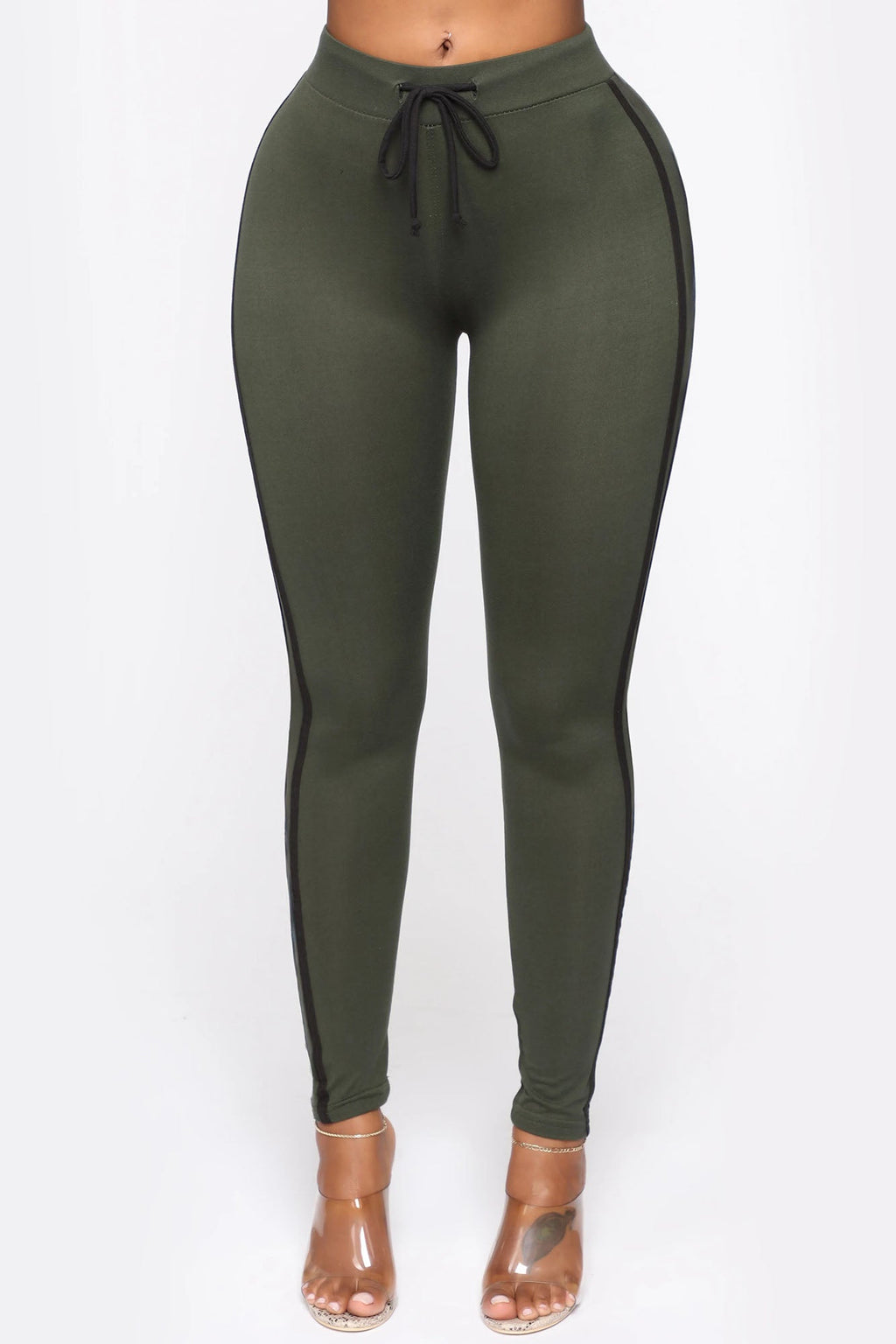 Tennis Courts III Set - Olive