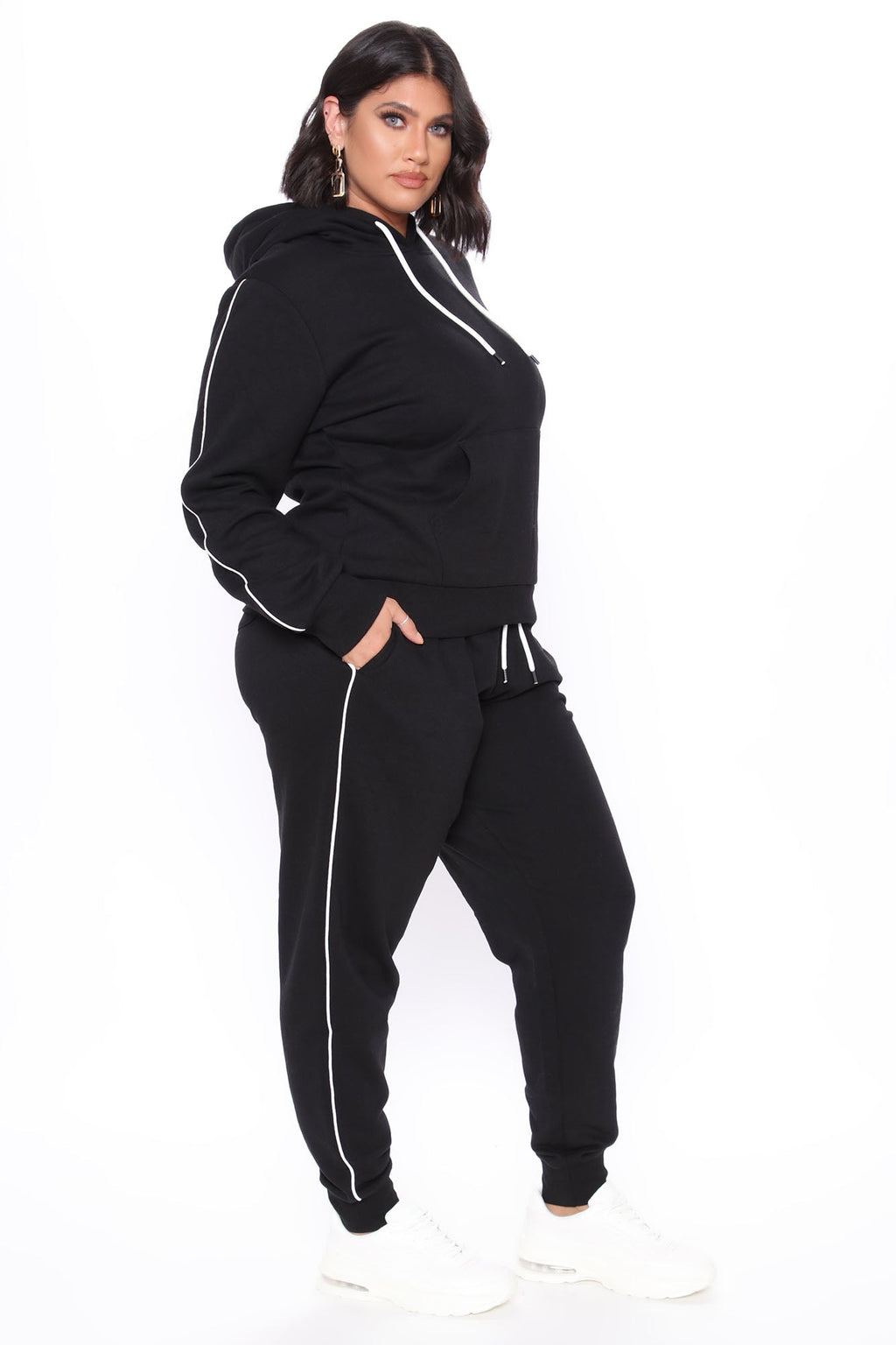 Tennis And Chill Fleece Jogger - Black