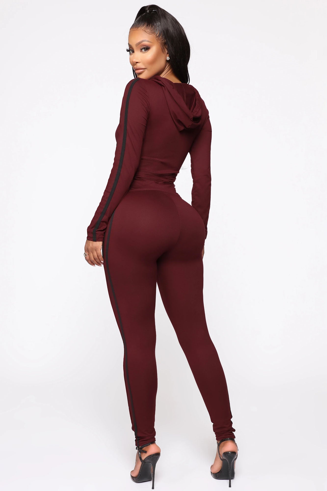 Tennis Courts III Set - Burgundy