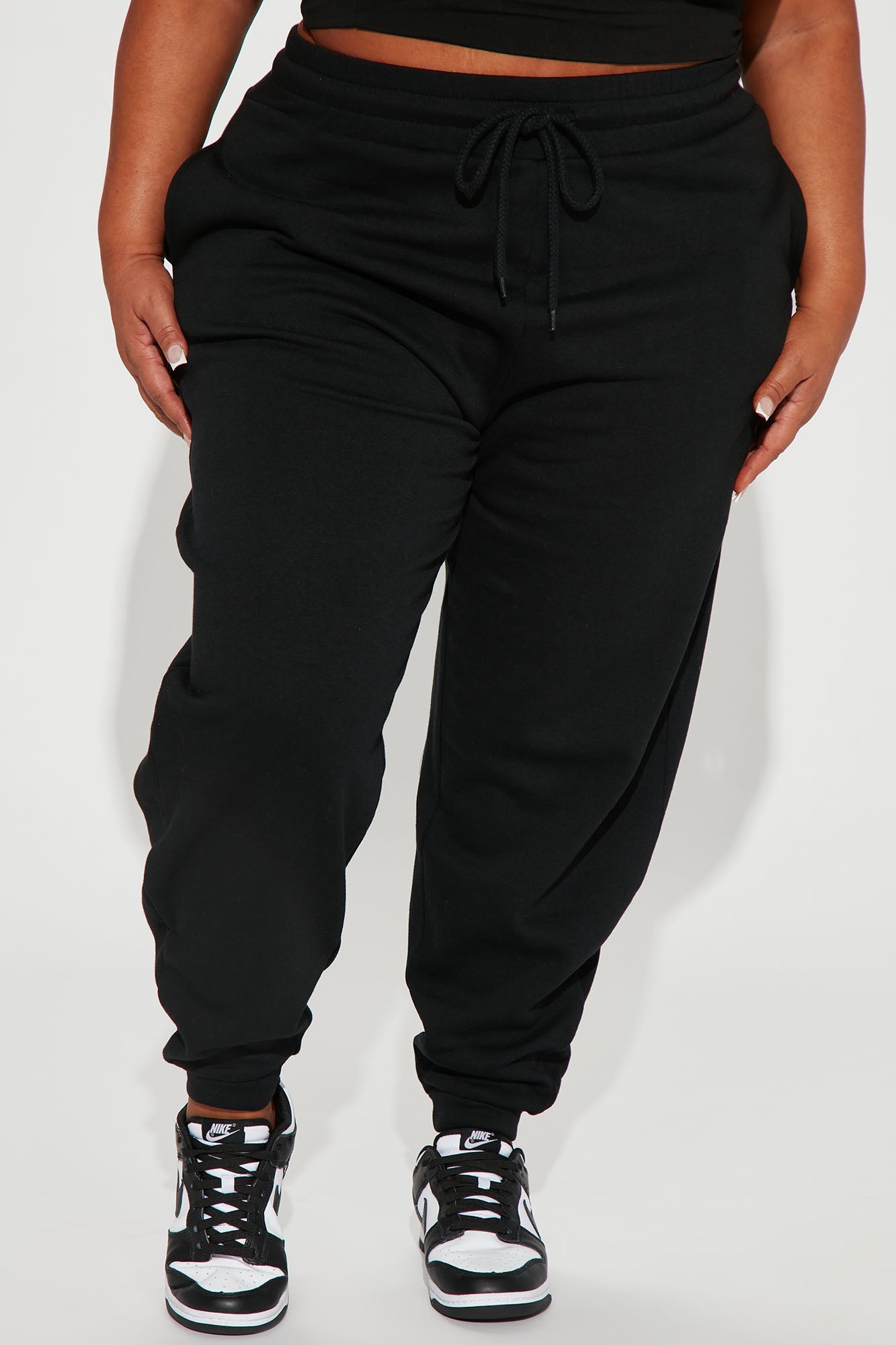 Unbothered Fleece Jogger - Black