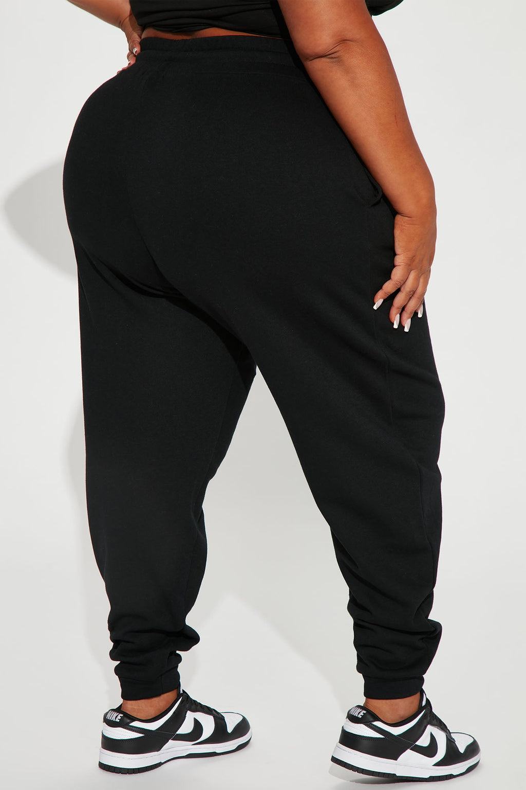 Unbothered Fleece Jogger - Black