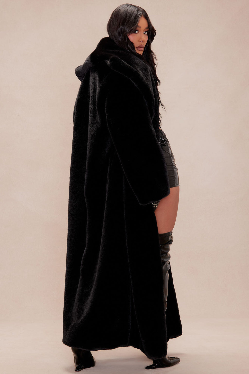 Alex Faux Fur Coat - Black