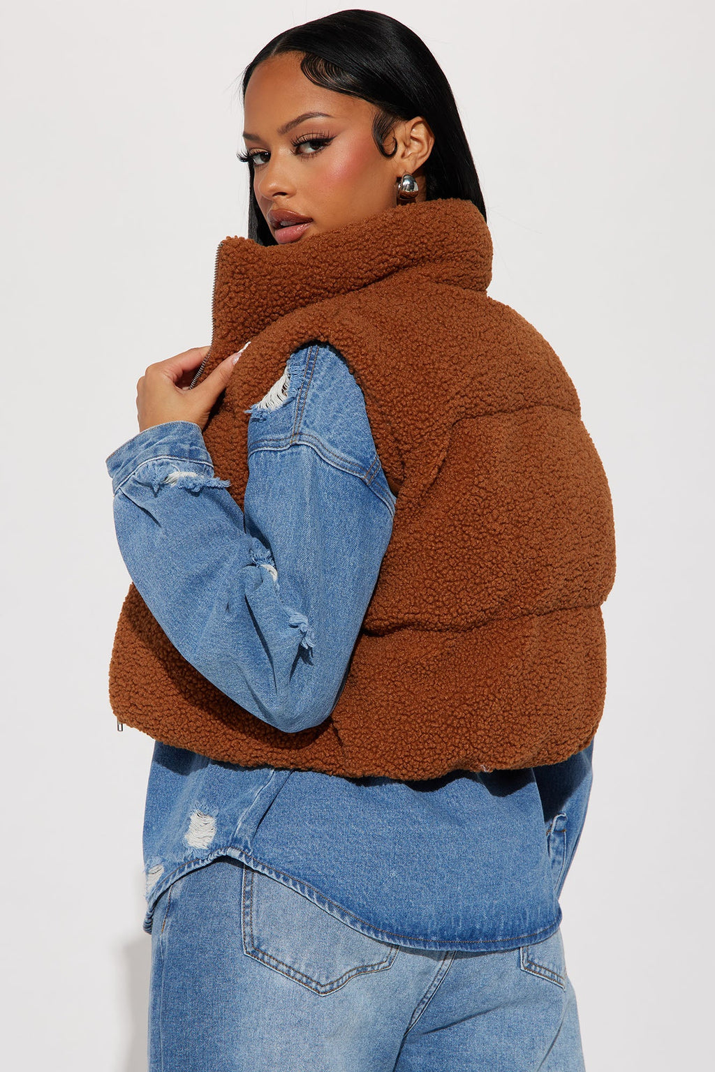 Conquering Mountains Sherpa Vest - Brown