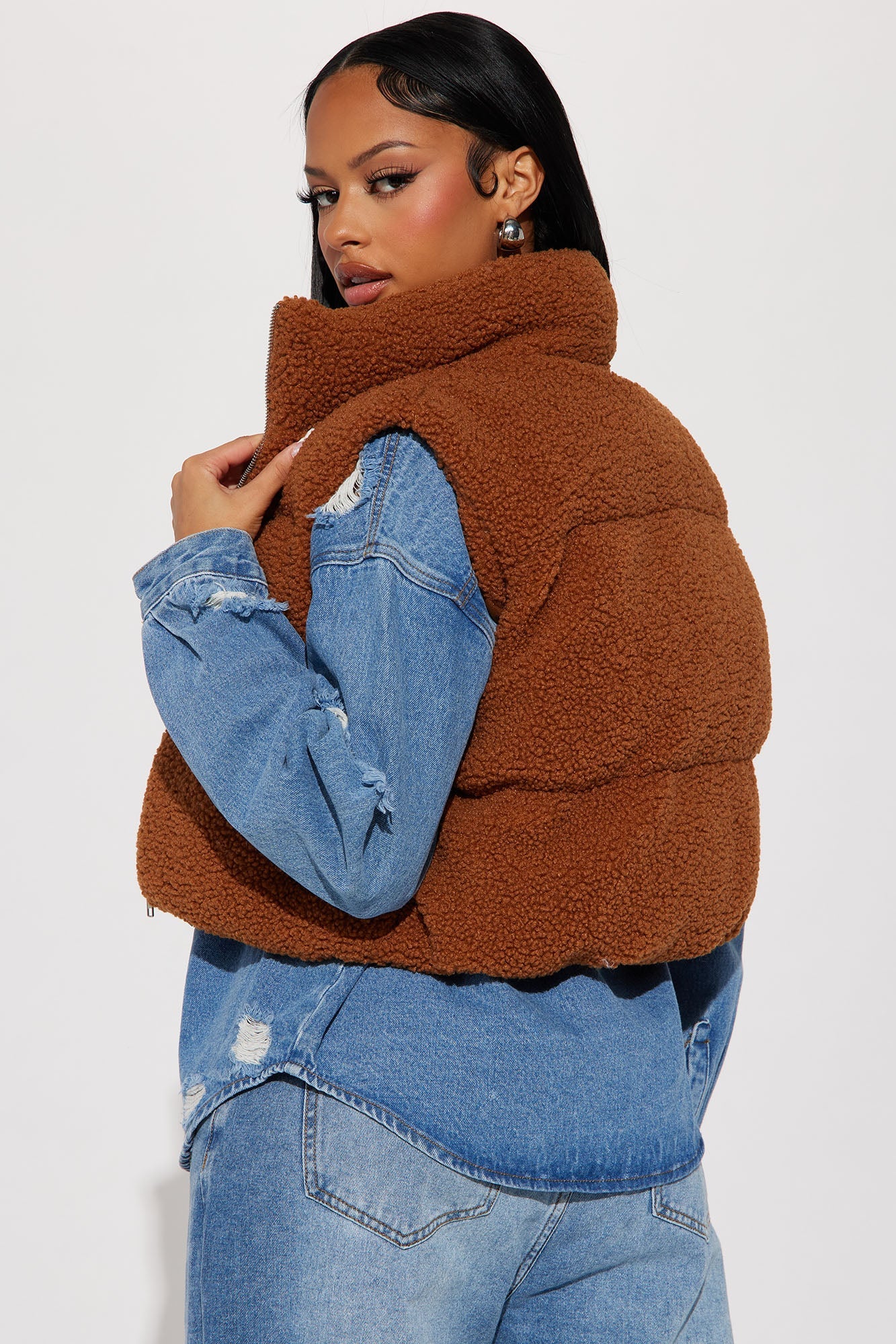 Conquering Mountains Sherpa Vest - Brown