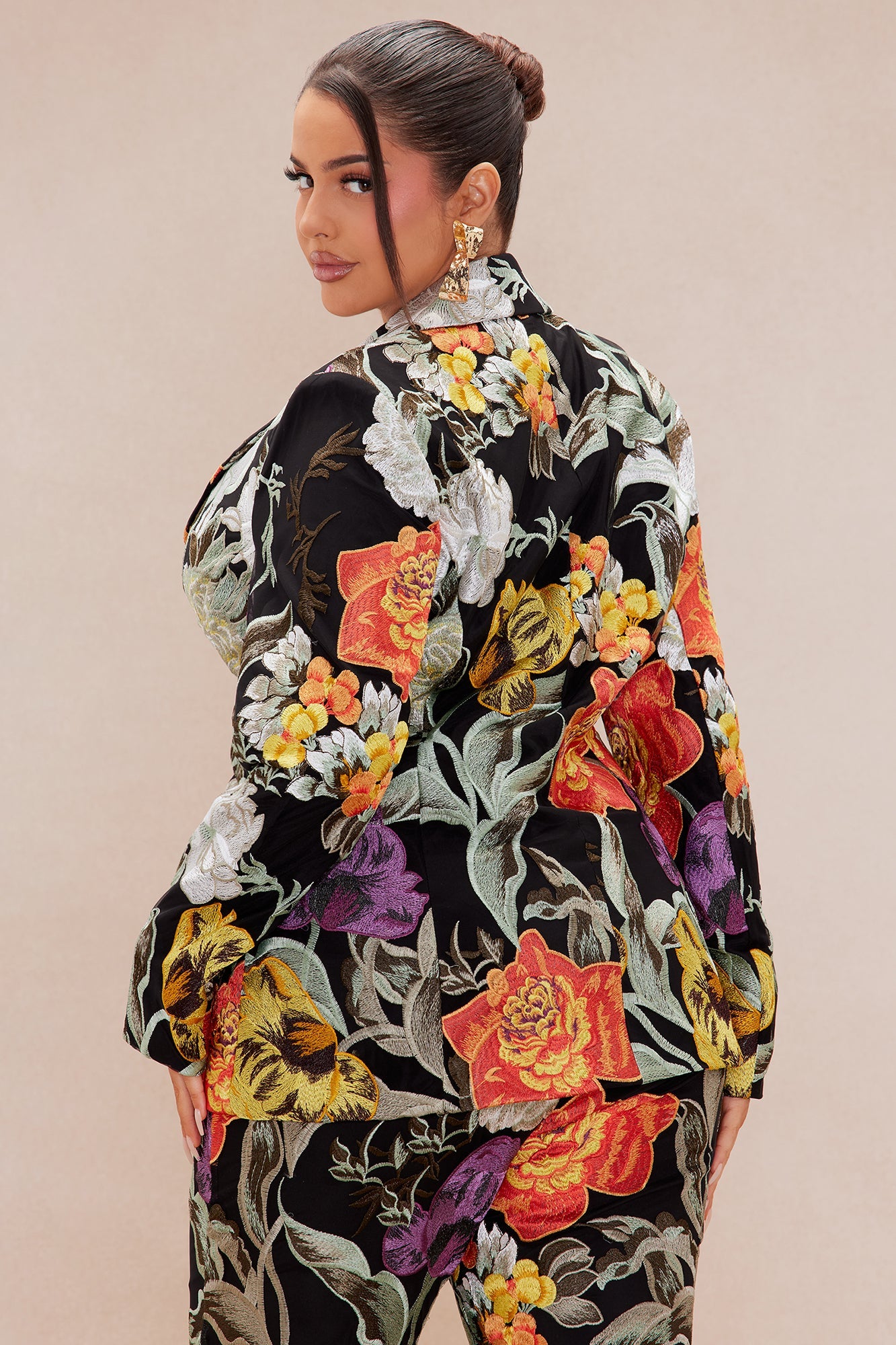 Adaila Floral Embroidered Blazer - Black/combo