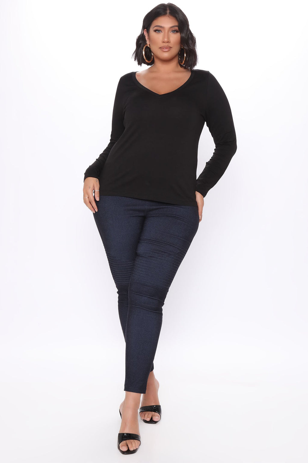 Your Everyday Long Sleeve Tee - Black