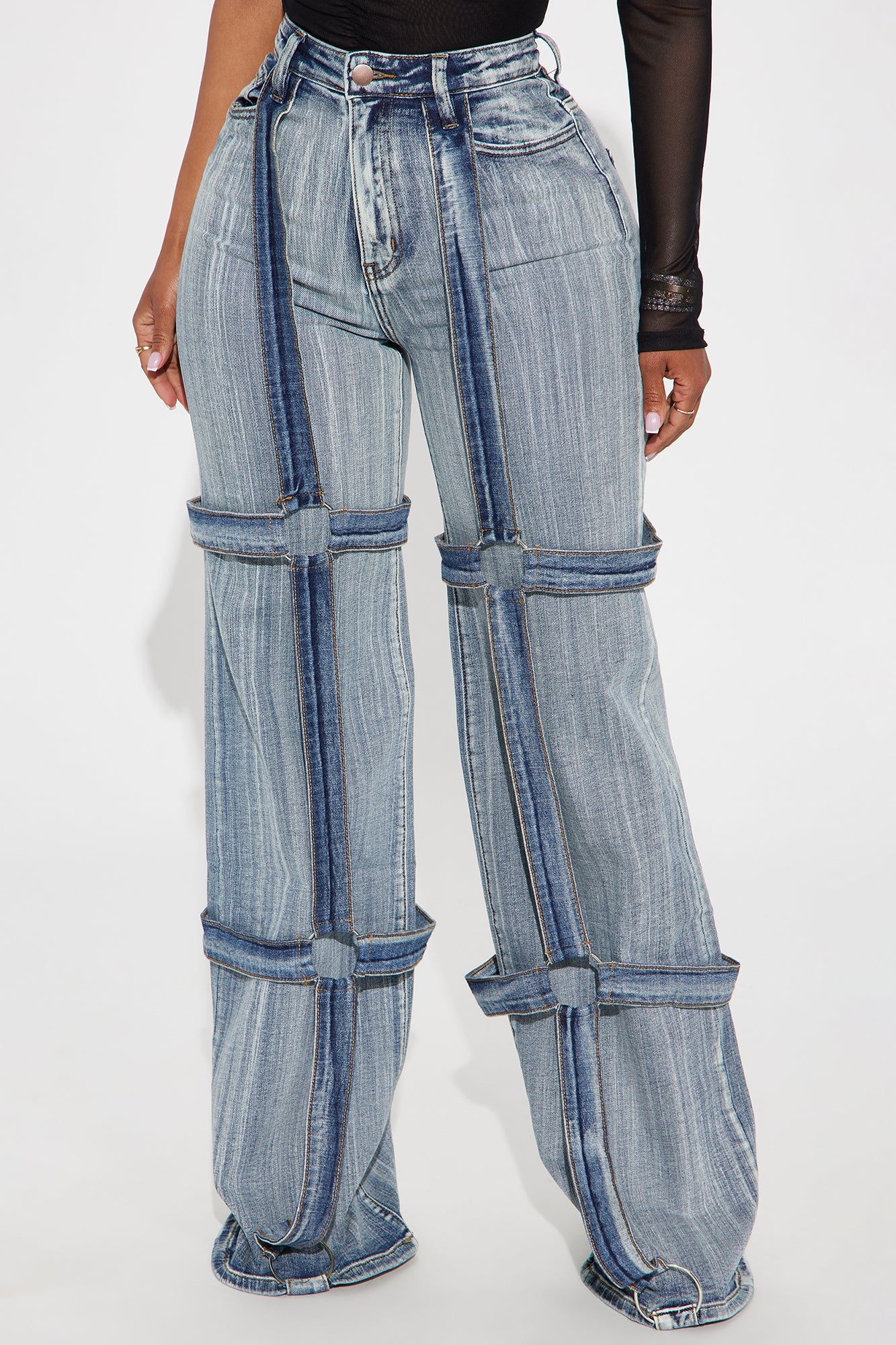 Running It Up Stretch Straight Leg Jeans - Medium Wash