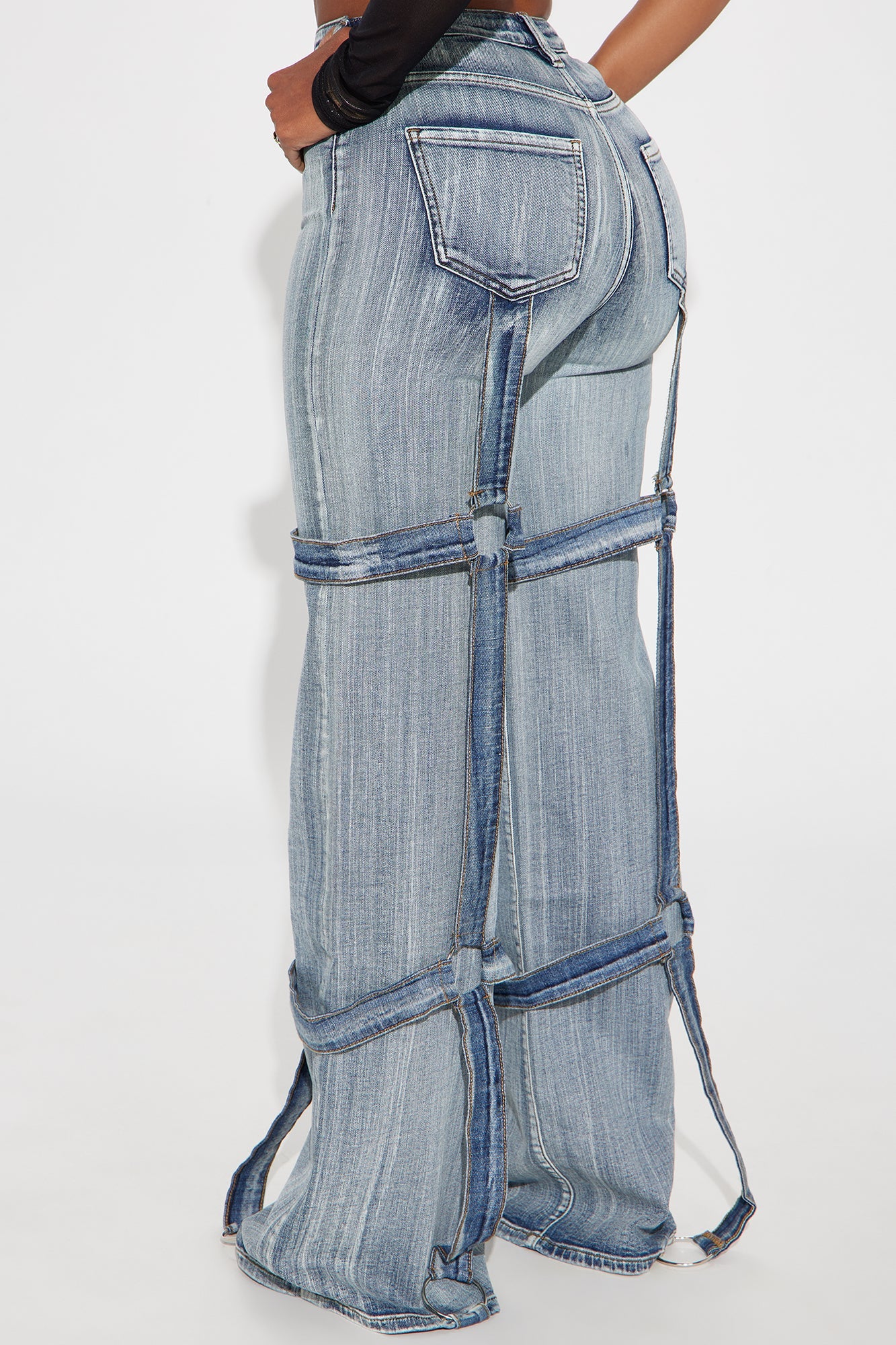 Running It Up Stretch Straight Leg Jeans - Medium Wash