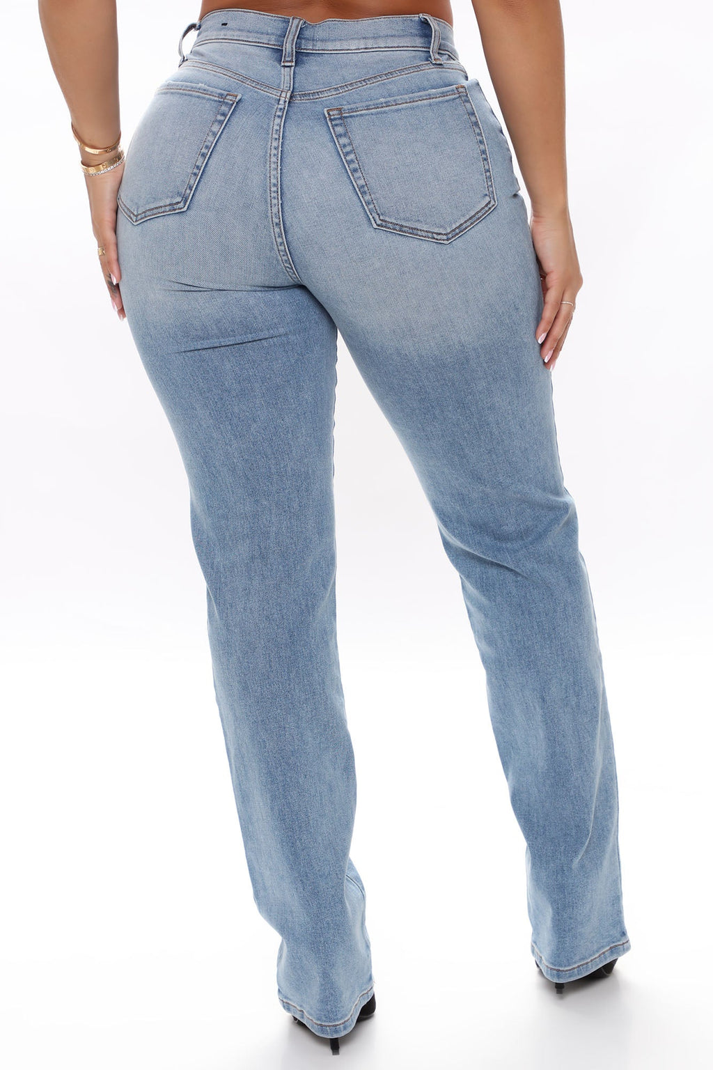 V Nice To Meet You Straight Leg Jeans - Light Blue Wash